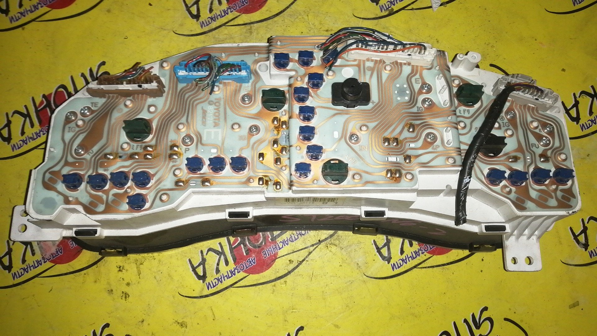 ЩИТОК ПРИБОРОВ/TOY/CARINA ED/EXIV/T202/ST202/ТАХОМЕТР