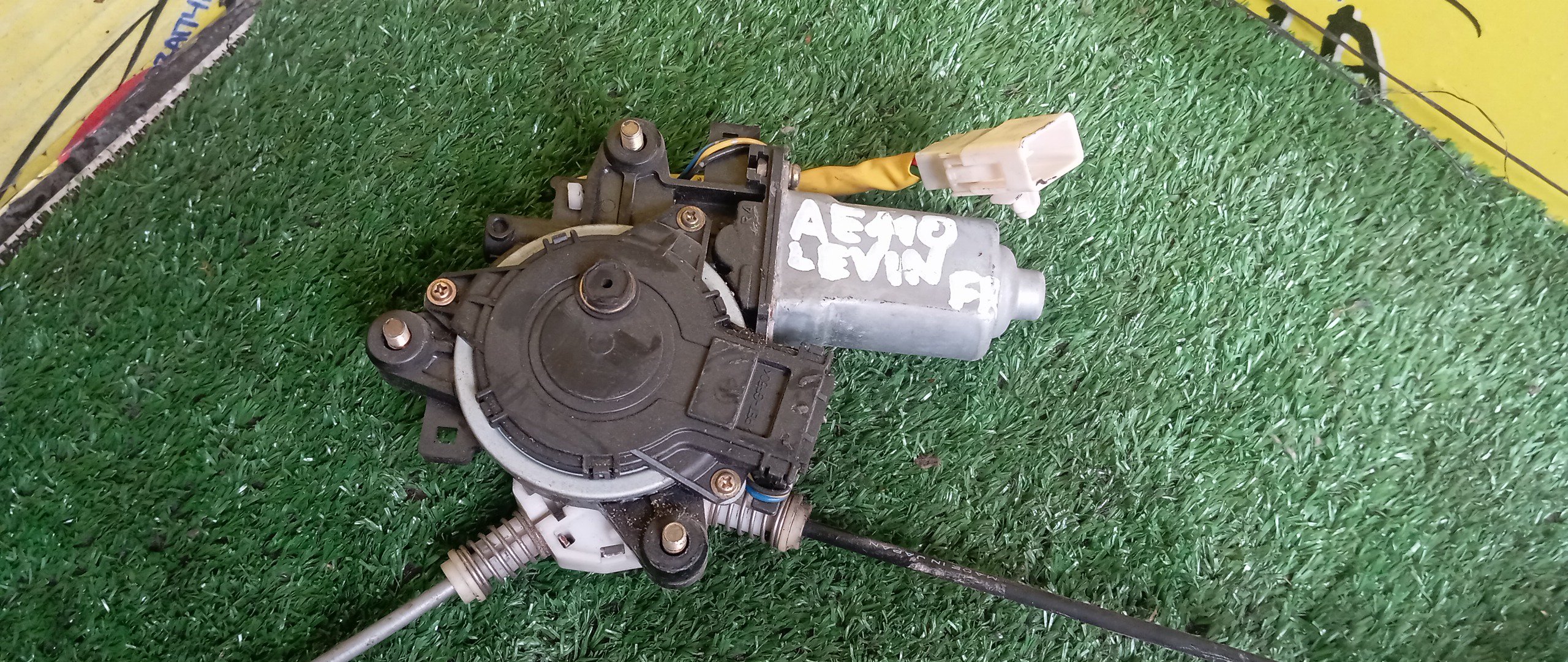 СТЕКЛОПОДЪЕМНИК/TOY/COROLLA LEVIN/SPRINTER TRUENO/AE110/AE111/F/R