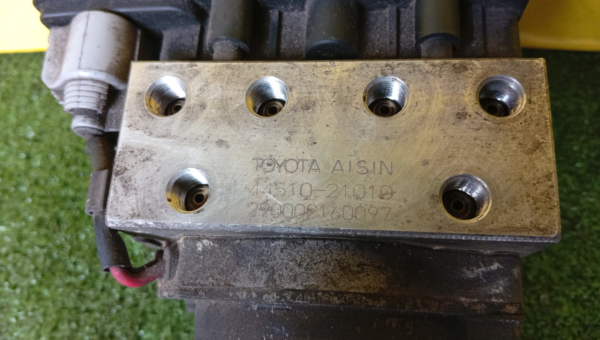 БЛОК ABS/TOY/CORONA PREMIO/CALDINA/CARINA/AT211/AT212/CT211/CT210/4451021010