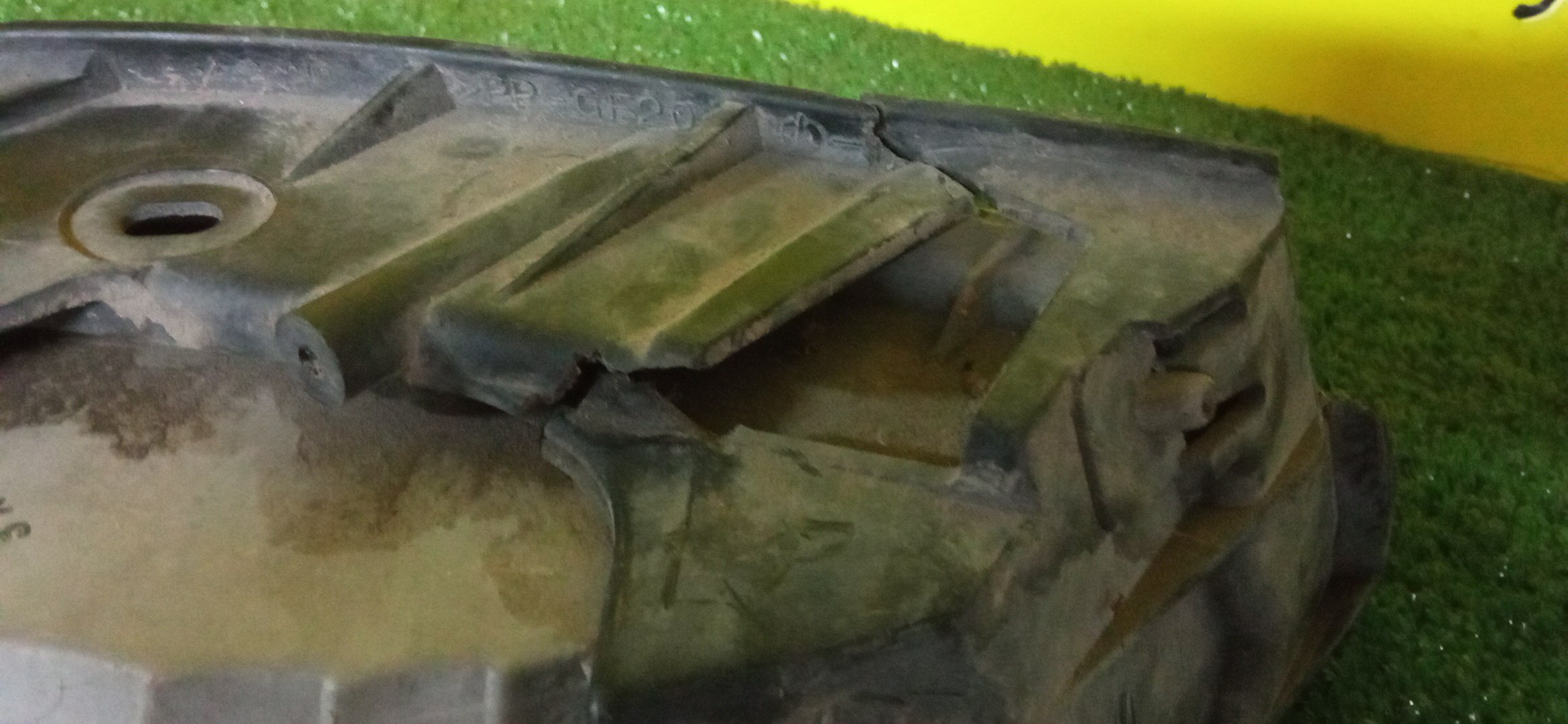 ТУМАНКА/TOY/ALPHARD/ESTIMA/ESTIMA HYBRID/IPSUM/PREVIA/ACM21W/ACM26W/ACR30W/ACR40W/AHR10W/ANH10W/ANH15W/ATH10W/MCR30W/MCR40W/MNH10W/MNH15W/28168/L/8122028110