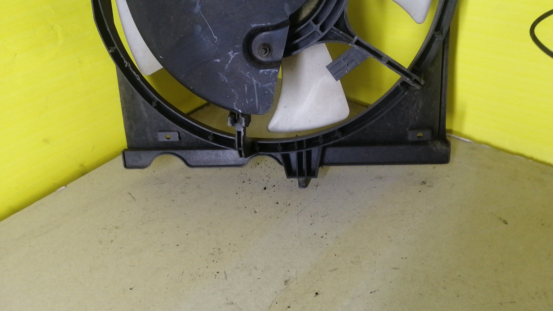 ДИФФУЗОР РАДИАТОРА/NIS/AVENIR/W10/R