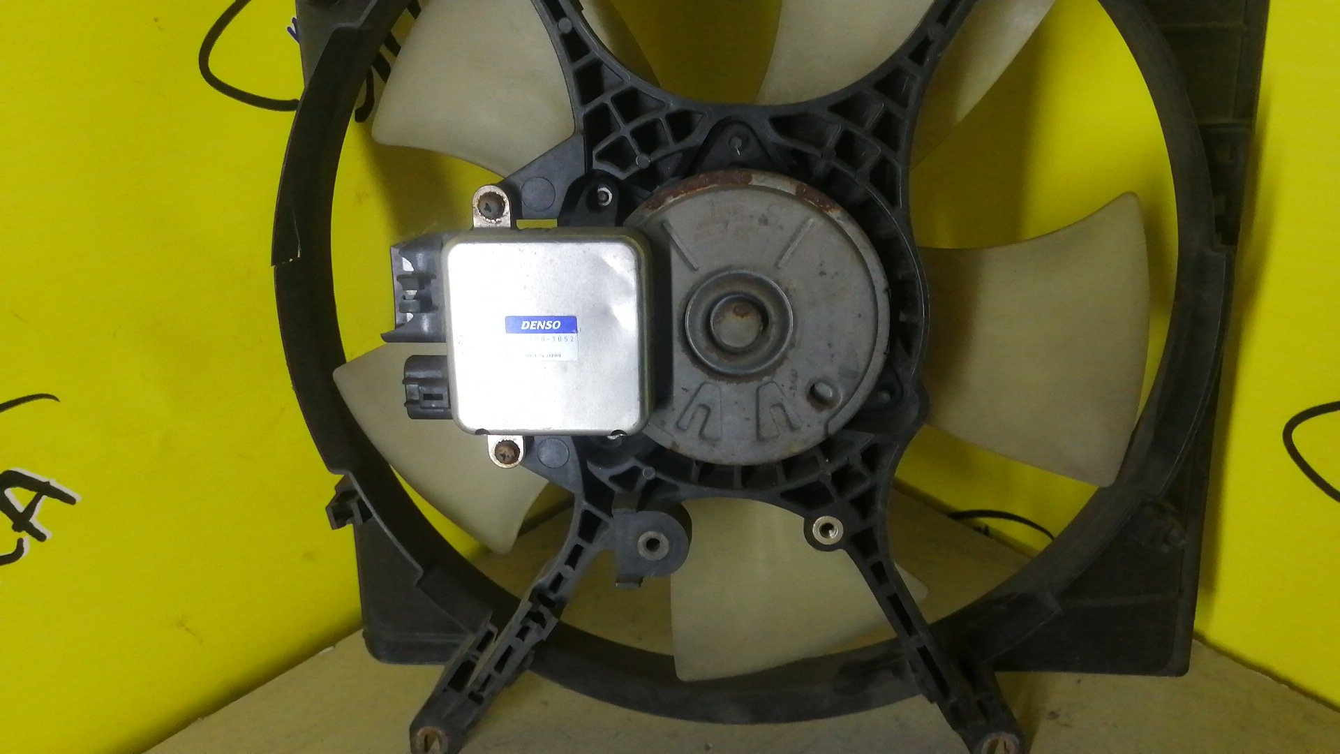 ДИФФУЗОР РАДИАТОРА/MMC/RVR/N84W/L