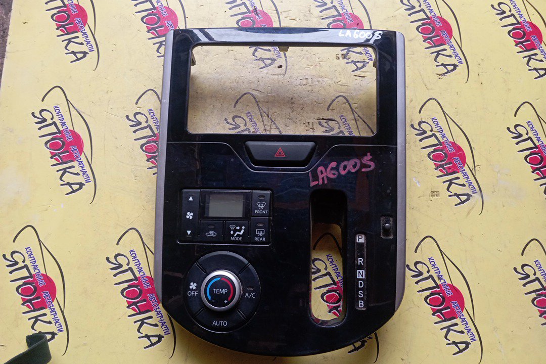 БЛОК КЛИМАТ-КОНТРОЛЯ/DAI/TANTO/LA600S