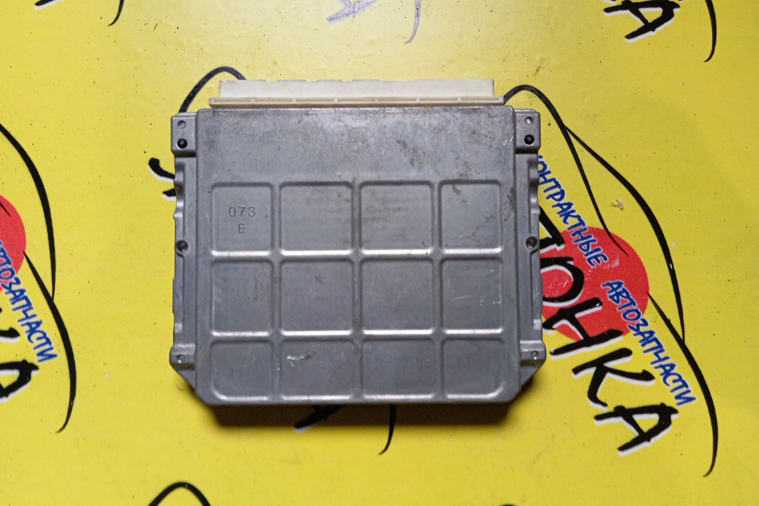 БЛОК EFI/TOY/ISIS/2ZR-FAE/ZGM10/8966144610