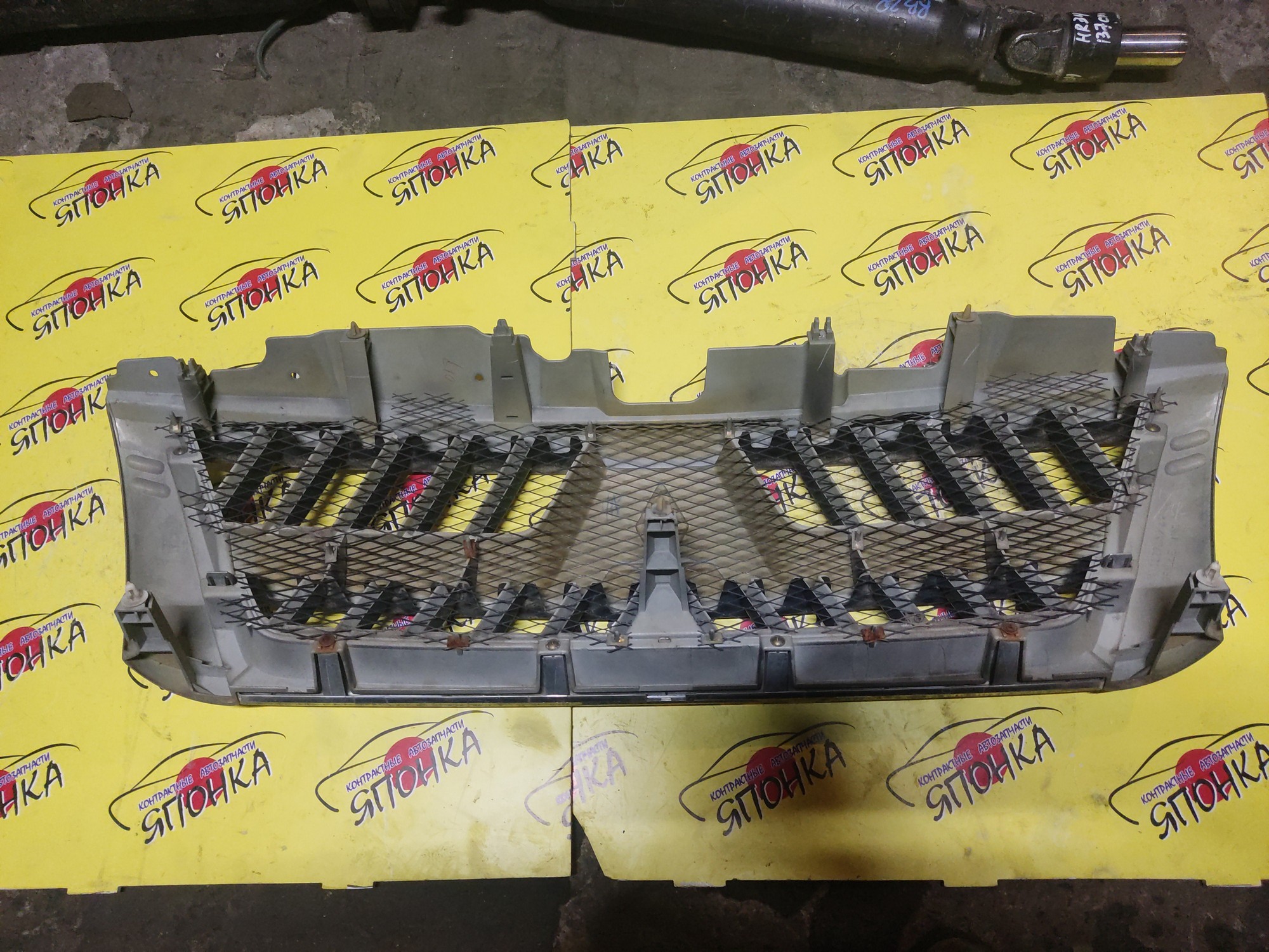 РЕШЕТКА РАДИАТОРА/MMC/PAJERO/V77W/V65W/V75W/V68W/V78W/V63W/V73W/2 МОДЕЛЬ