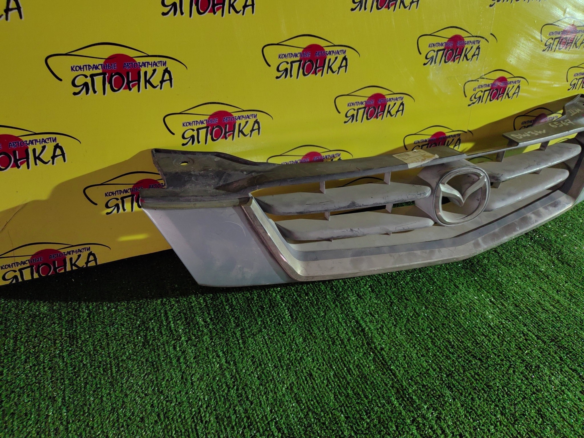 РЕШЕТКА РАДИАТОРА/MAZ/DEMIO/DW3W/DW5W/2 МОДЕЛЬ