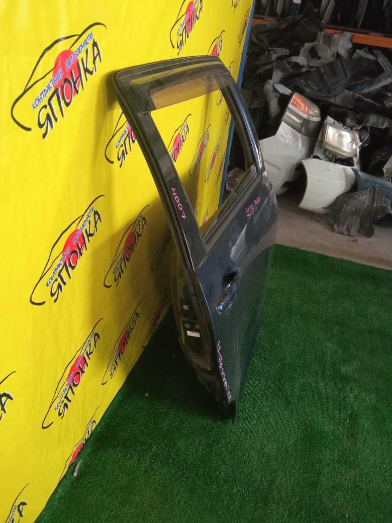 ДВЕРЬ БОКОВАЯ/TOY/WISH/ZNE10/B/R