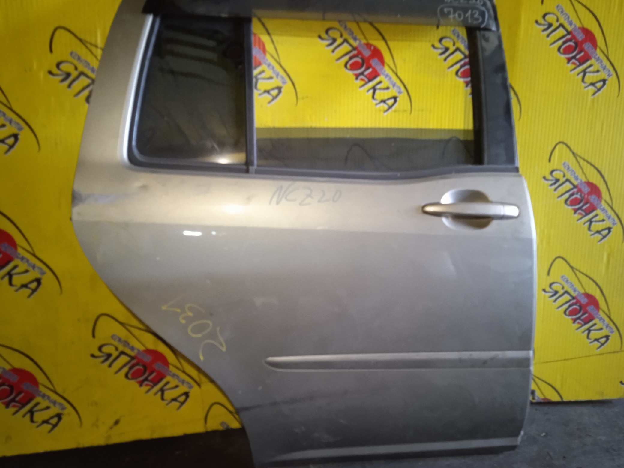 ДВЕРЬ БОКОВАЯ/TOY/RAUM/NCA25/NCZ20/NCZ25/B/R