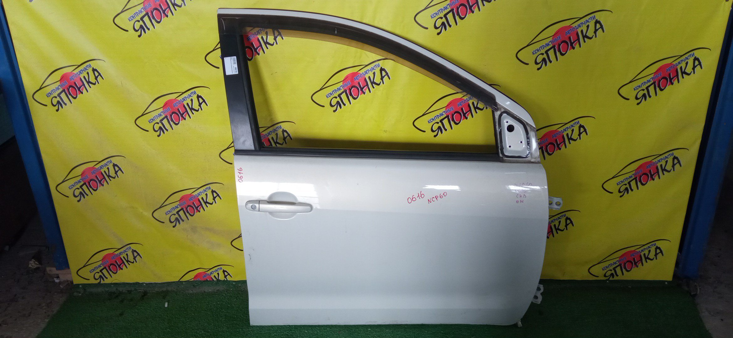 ДВЕРЬ БОКОВАЯ/TOY/IST/NCP60/NCP61/NCP65/6700152200/F/R