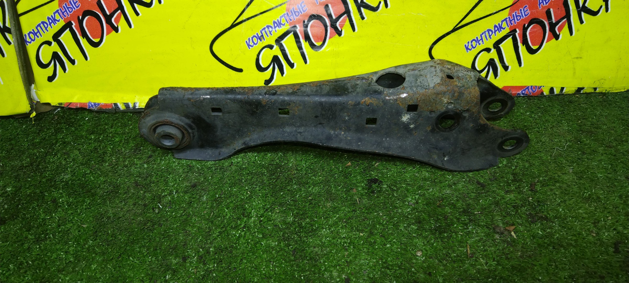 РЫЧАГ/NIS/ELGRAND/QUEST/PE52/PNE52/TE52/TNE52/ПОД АМОРТИЗАТОР/B/R