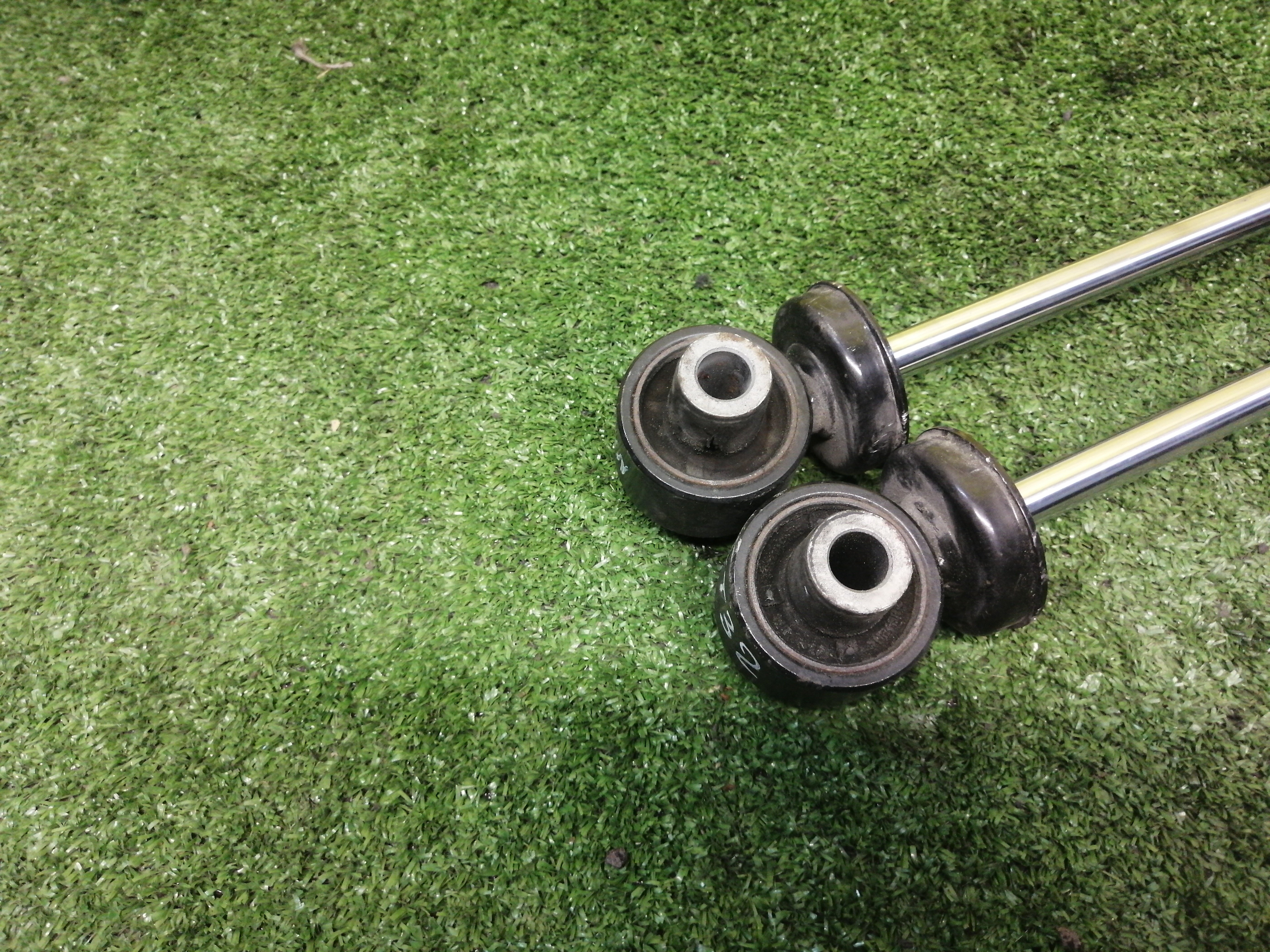 АМОРТИЗАТОР/NIS/X-TRAIL/NT32/B