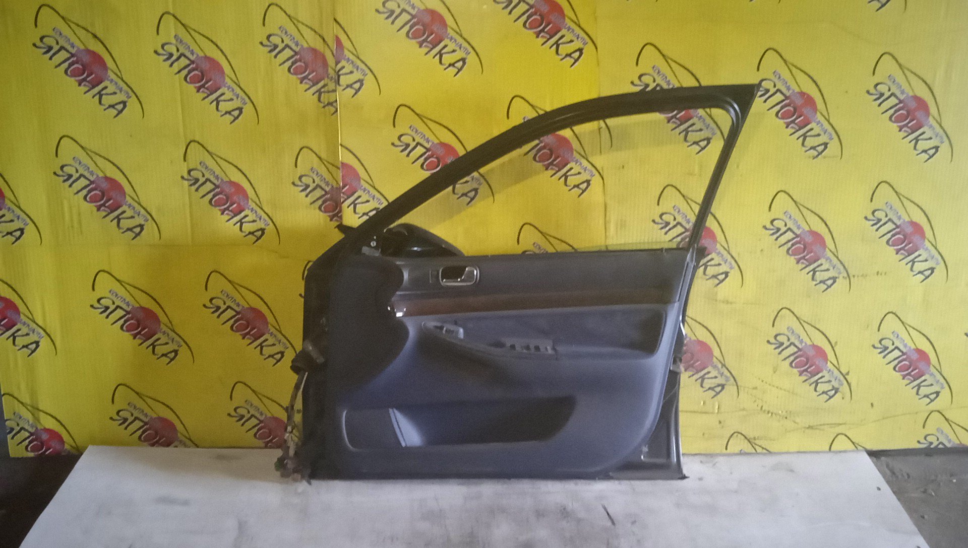 ДВЕРЬ БОКОВАЯ/AUDI/A4/B5/F/R