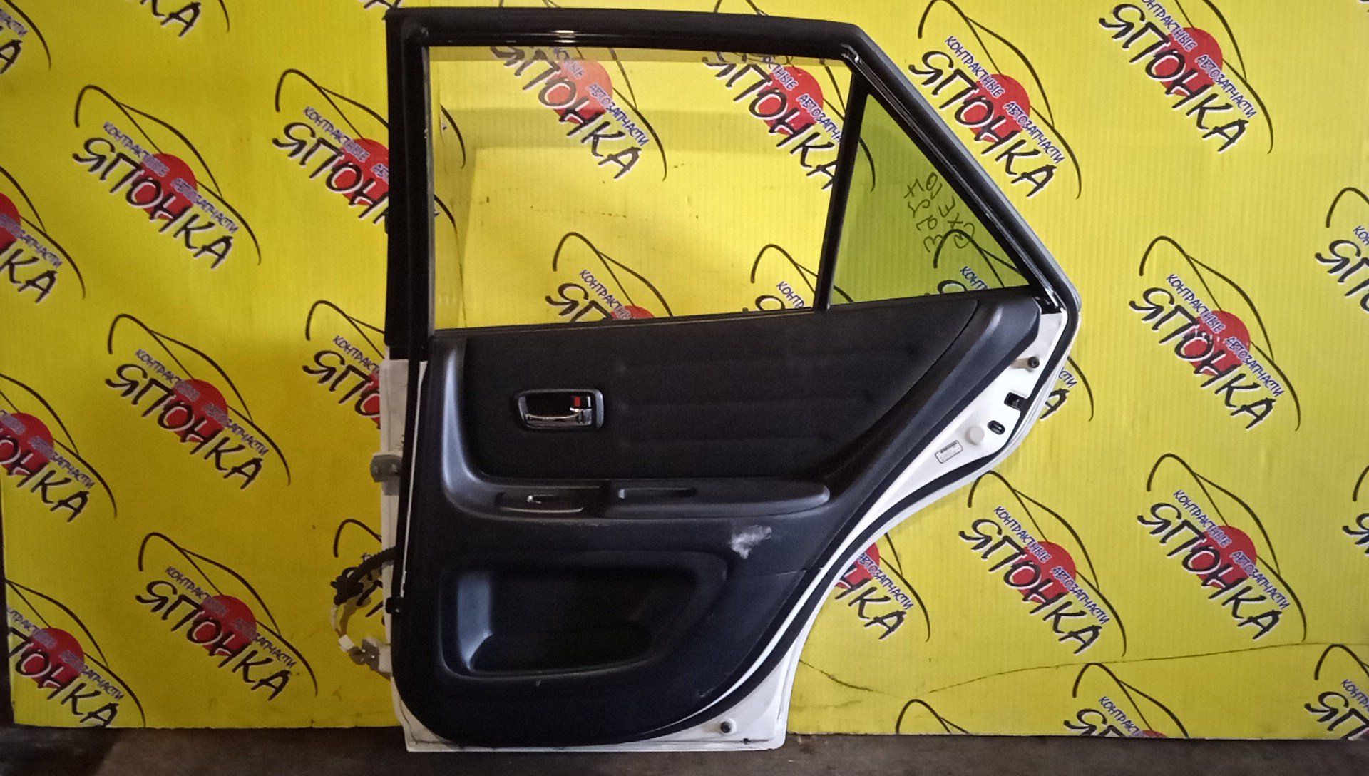 ДВЕРЬ БОКОВАЯ/TOY/ALTEZZA GITA/GXE10/GXE10L/GXE10W/GXE15W/JCE10L/JCE10W/JCE15W/SXE10/B/R