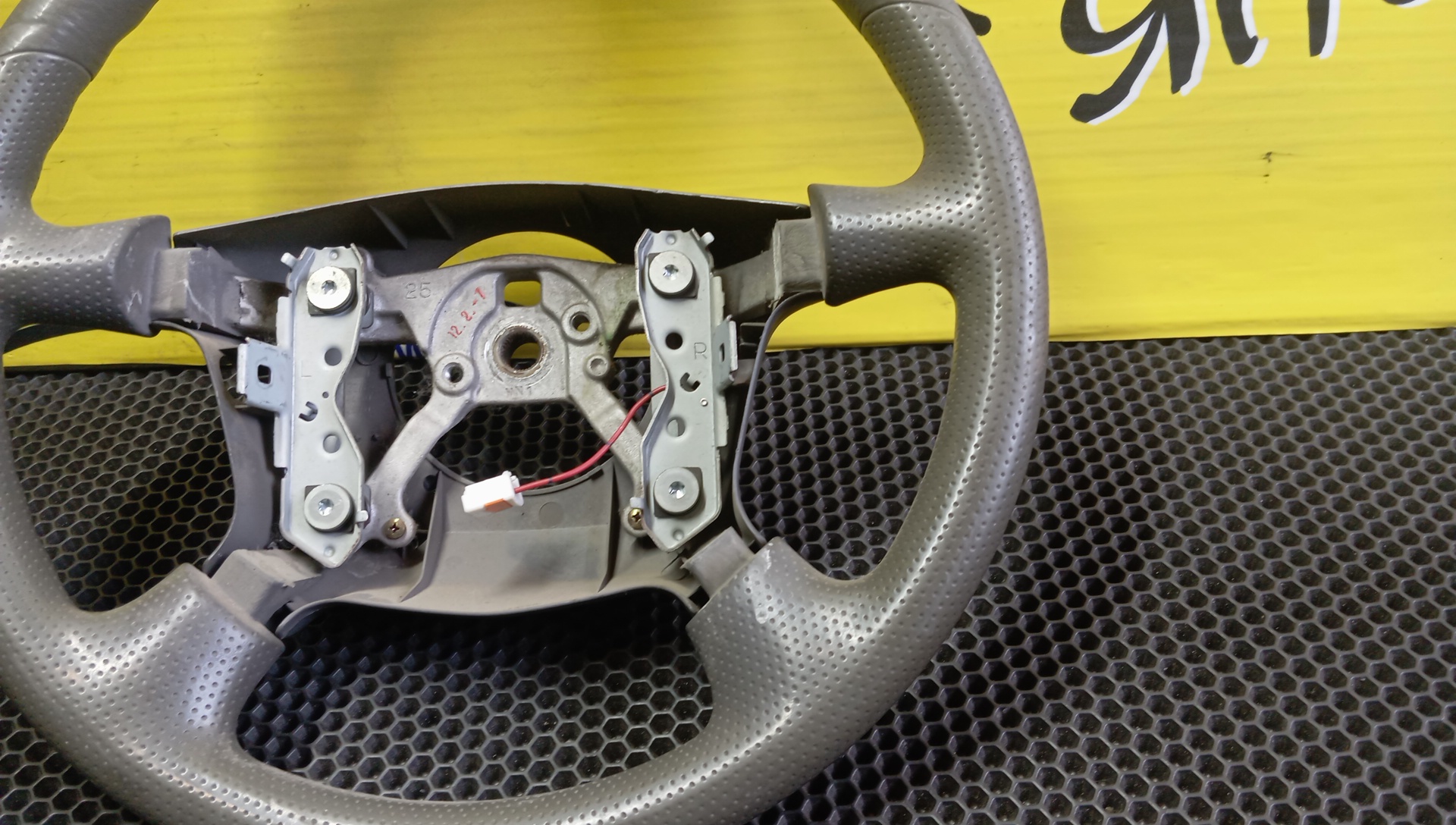 РУЛЬ/MAZ/323/626/BONGO FRIENDEE/CAPELLA/DEMIO/FAMILIA/FREDA/MPV/PREMACY/BJ/BJ3P/BJ5P/BJ5W/BJ8W/BJEP/BJFP/BJFW/CP8W/CPEW/DW3W/DW5W/GF/GF8P/GFEP/GFER/GFFP/GW/GW5R/GW8W/GWER/GWEW/GWFW/LW3W/LW5W/LWEW/LWFW/SG5W/SGE3/SGEW/SGL3/SGL5/SGLR/SGLW/4 ЛУЧА/D20132980A