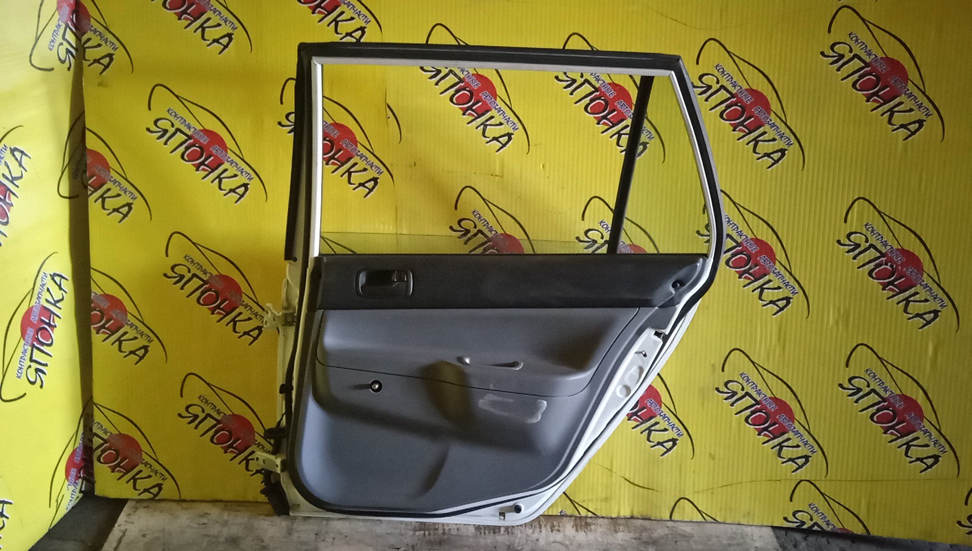 ДВЕРЬ БОКОВАЯ/MMC/LANCER CARGO/CS2V/B/R