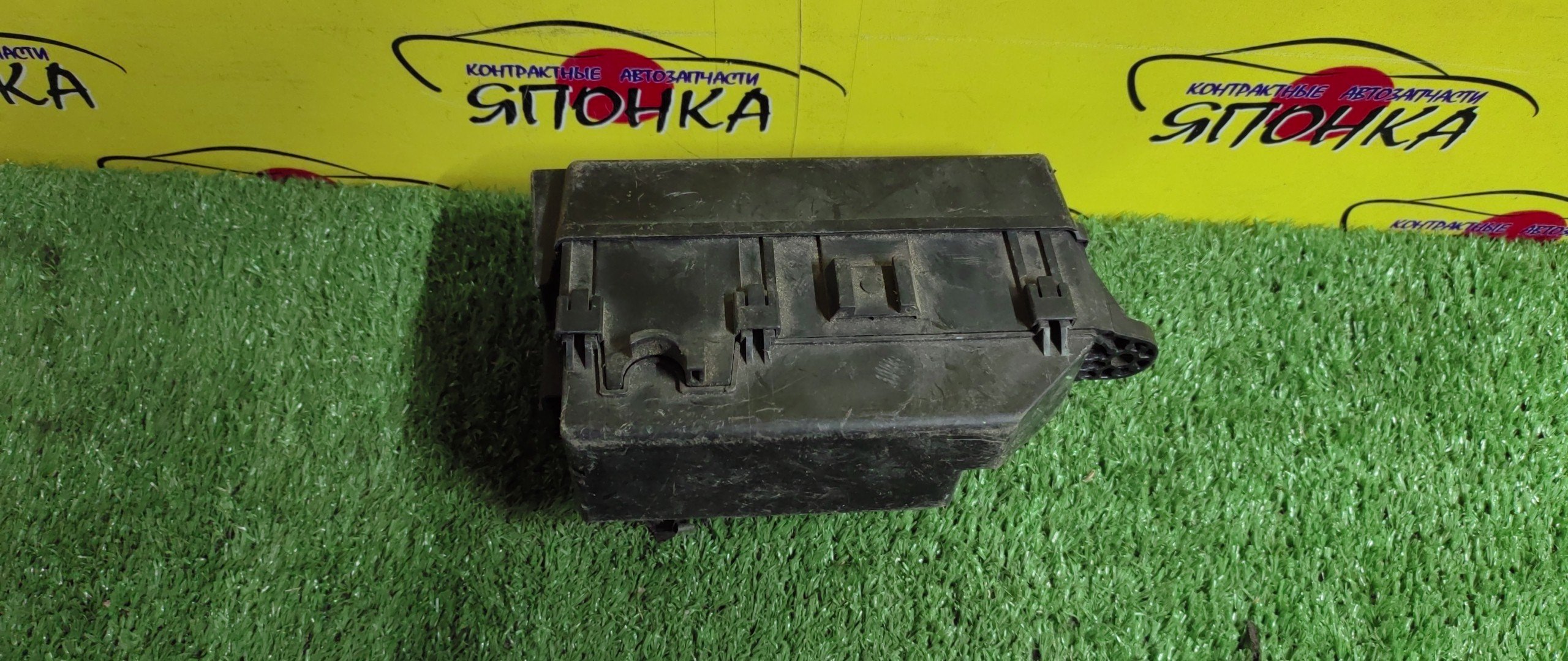 БЛОК ПРЕДОХРАНИТЕЛЕЙ ПОД КАПОТ/TOY/PASSO/1KRFE/KGC10/БОЛЬШОЙ