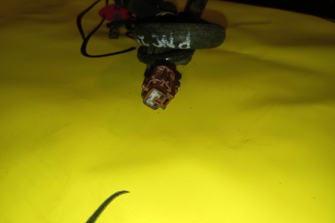 ДАТЧИК ABS/NIS/SERENA/C24/F/L