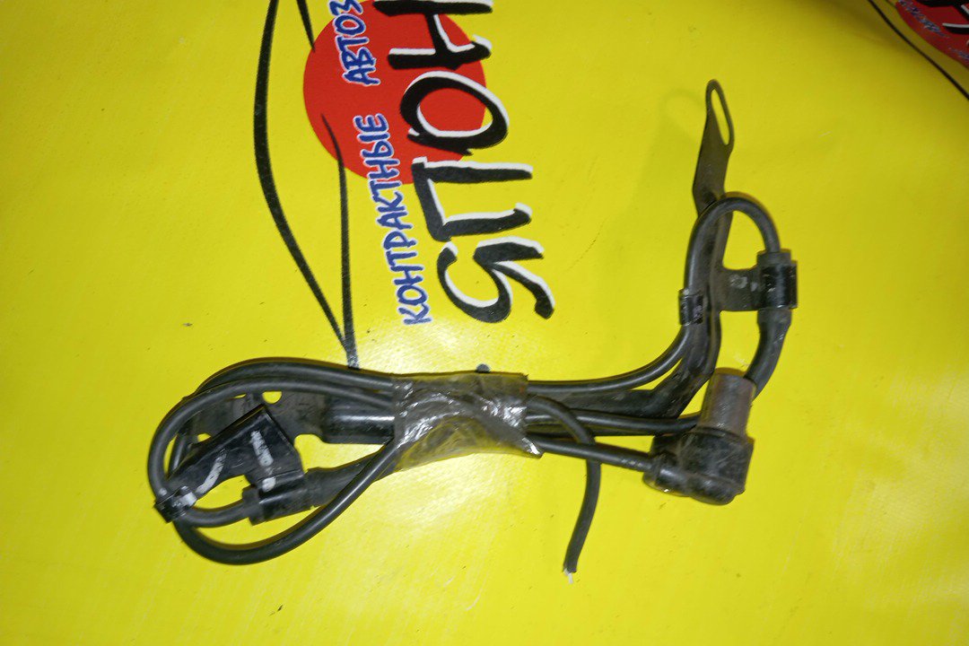 ДАТЧИК ABS/MAZ/323/FAMILIA/FAMILIA WAGON/PREMACY/BJ3P/BJ5P/BJ5W/BJ8W/BJEP/BJFP/BJFW/CP8W/CPEW/F/L/УЦЕНКА