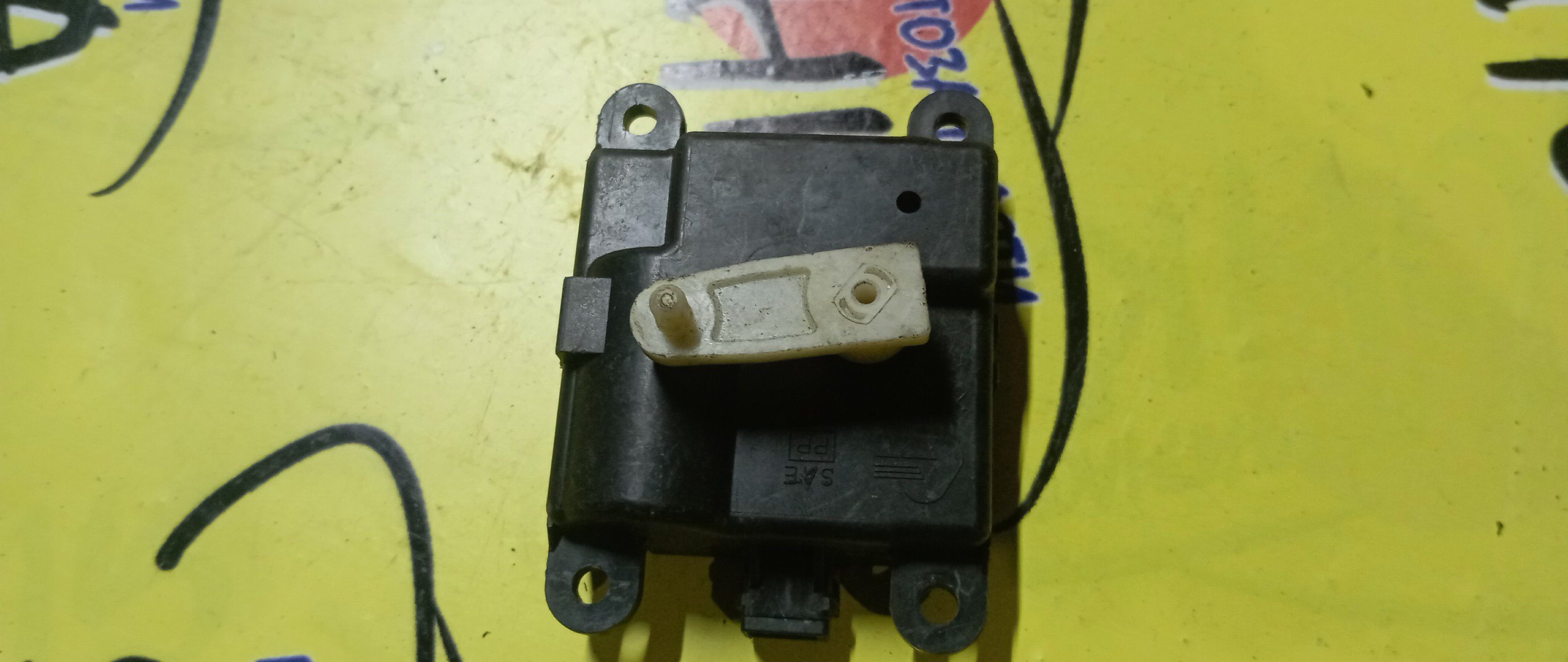 СЕРВОПРИВОД ЗАСЛОНОК ПЕЧКИ/NIS/ELGRAND/E51/2P150-30840