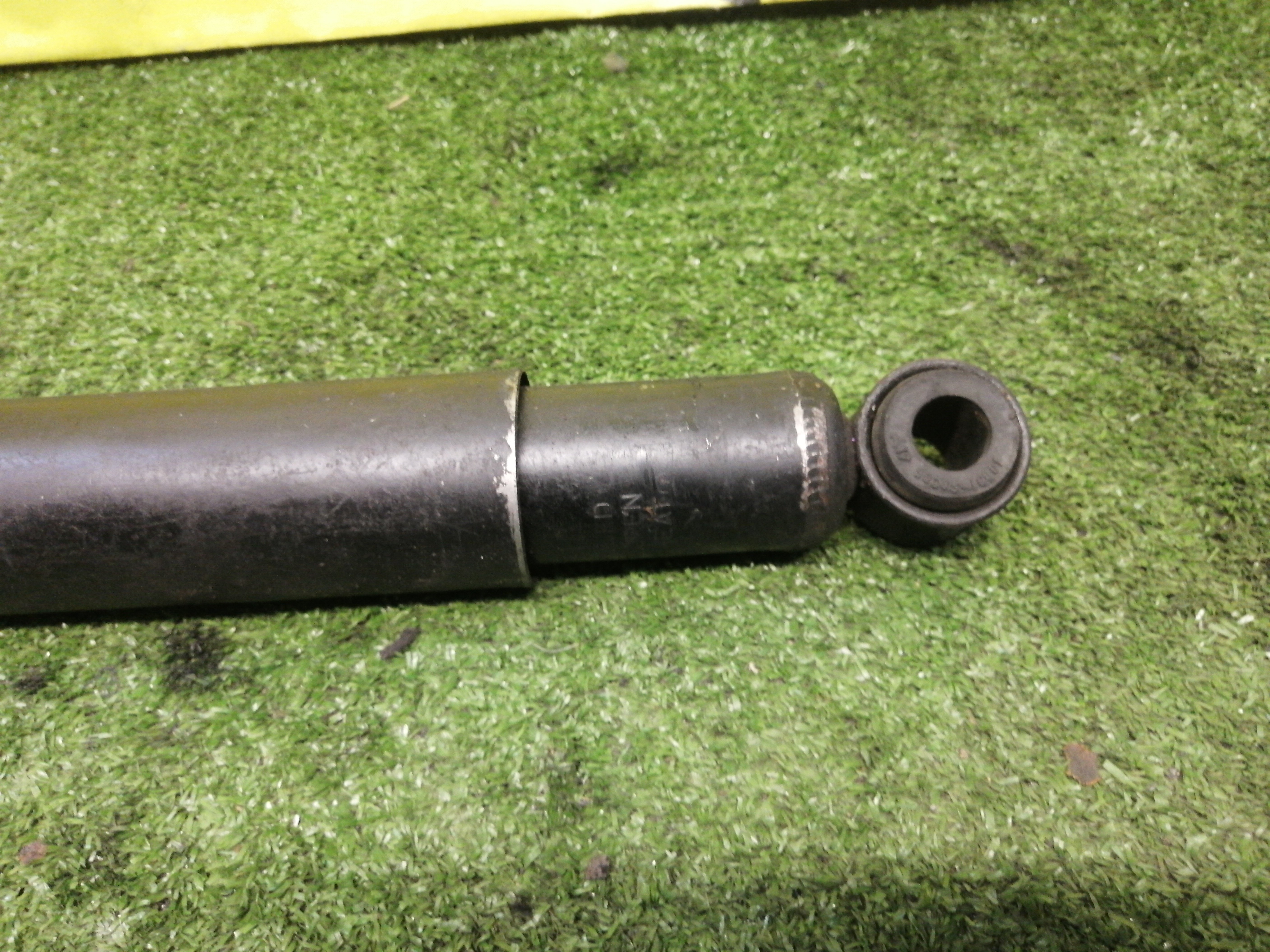 АМОРТИЗАТОР/TOY/NADIA/ACN10/ACN10H/SXN10/SXN10H/B