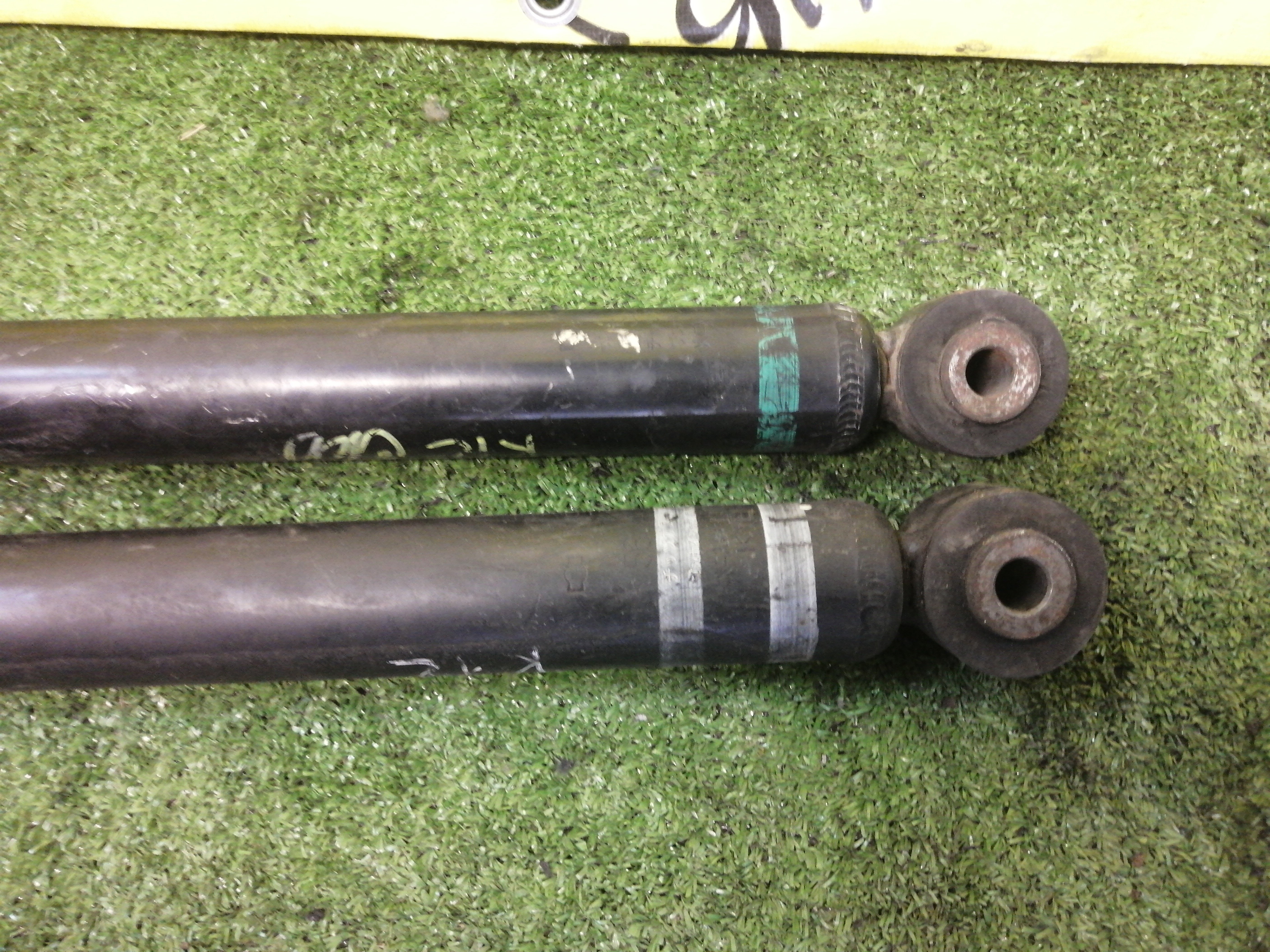 АМОРТИЗАТОР/NIS/CUBE/MARCH/MICRA/NOTE/AK12/BGZ11/BK12/BZ11/E11/E11E/K12/YGZ11/YK12/YZ11/ZE11/B