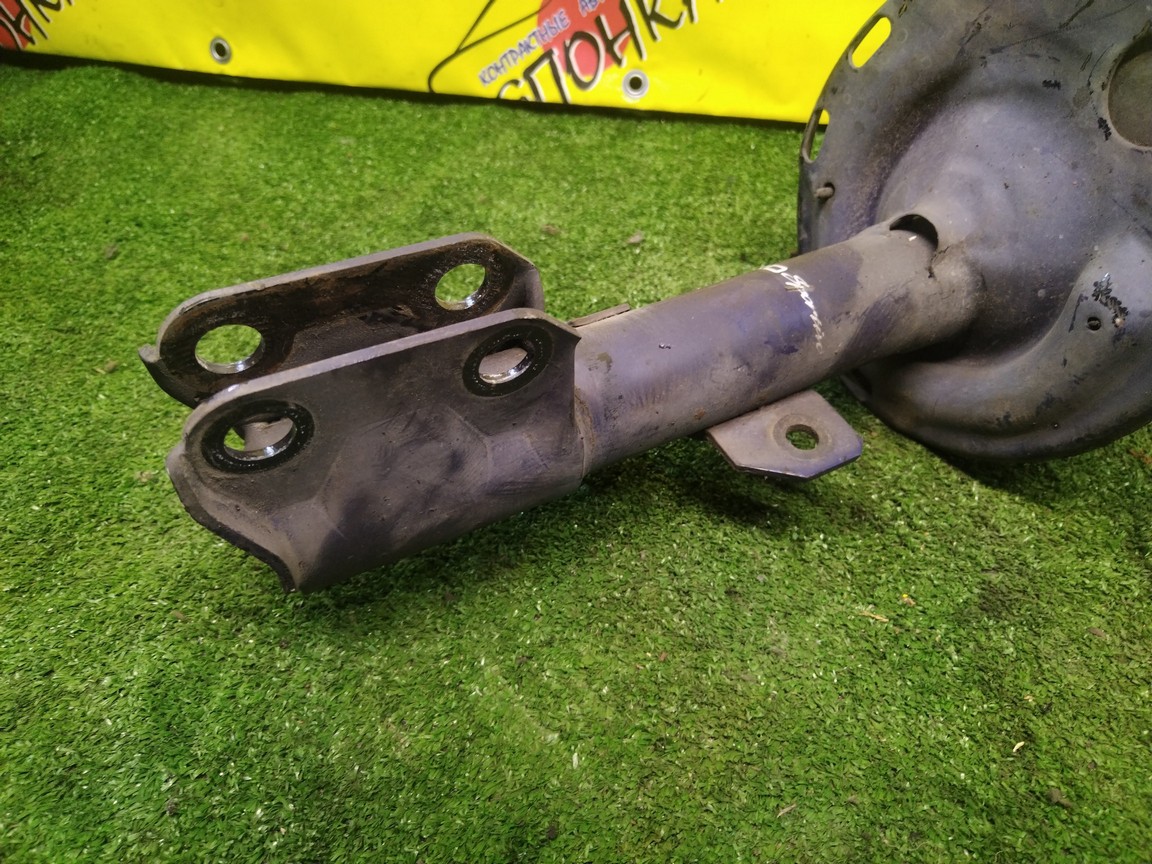 СТОЙКА/TOY/NOAH/VOXY/ZRR70G/ZRR70W/ZRR75G/ZRR75W/2WD/4WD/TRD/F/L