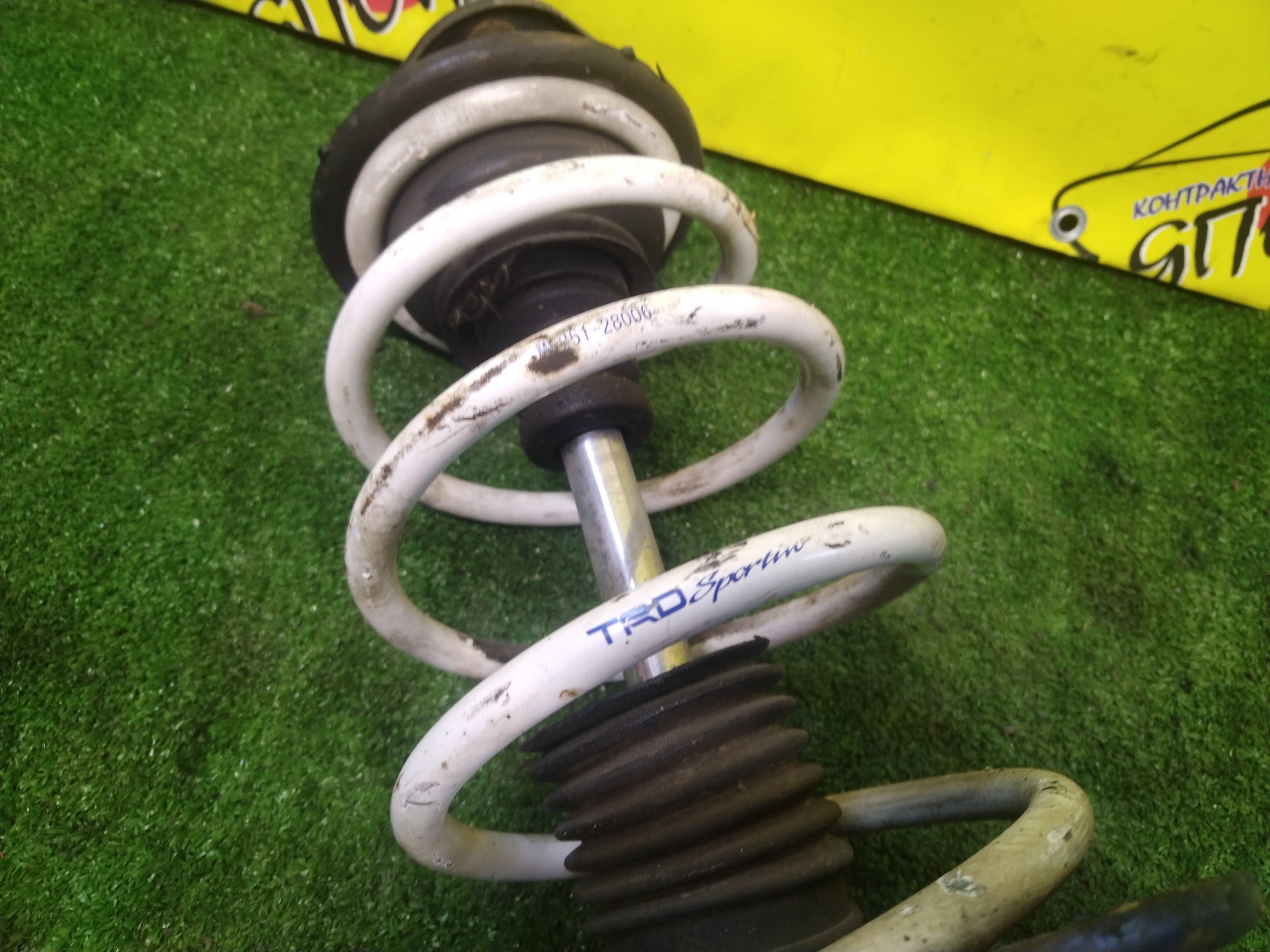 СТОЙКА/TOY/NOAH/VOXY/ZRR70G/ZRR70W/ZRR75G/ZRR75W/2WD/4WD/TRD/F/L