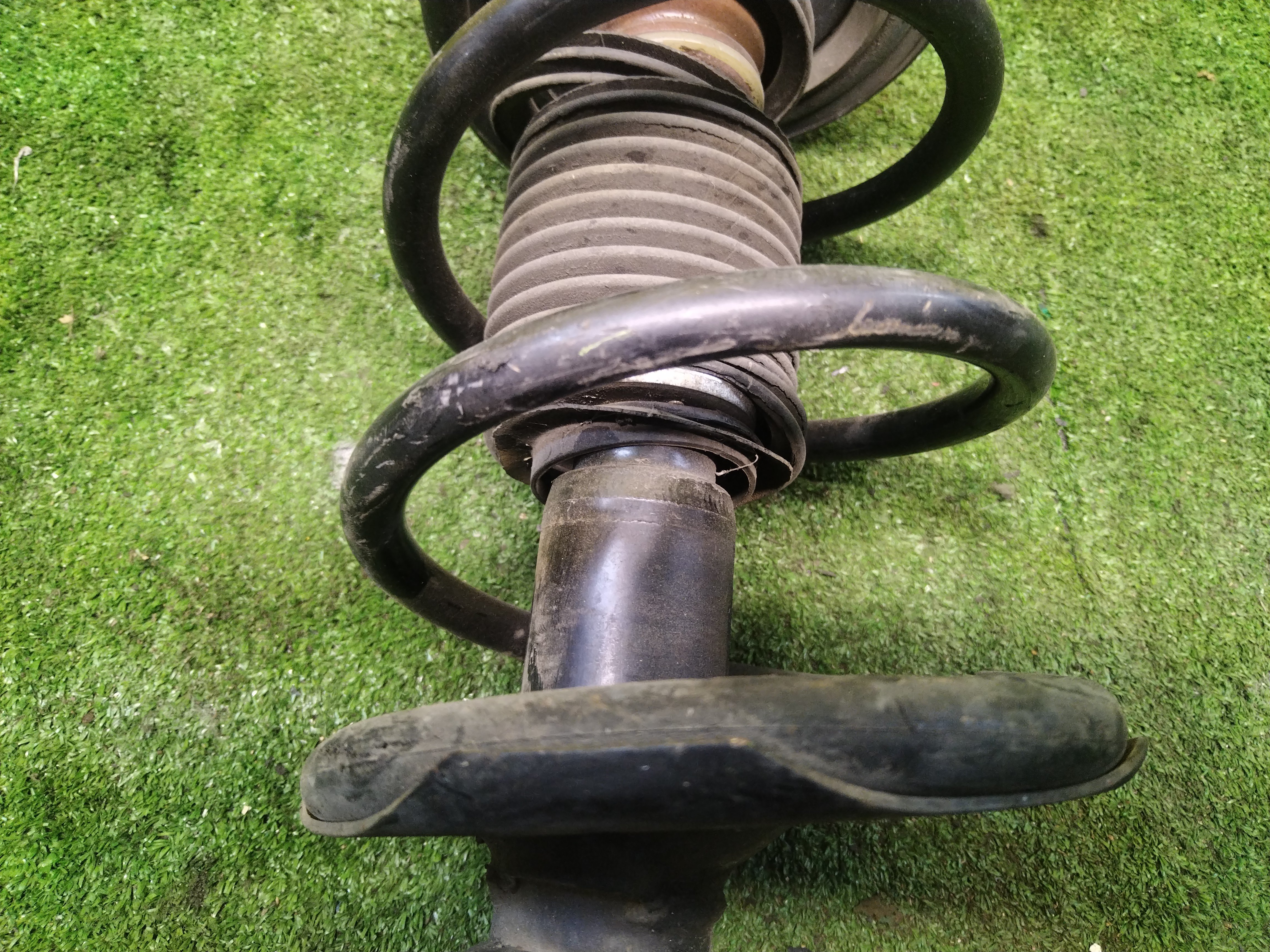 СТОЙКА/NIS/ELGRAND/E51/F/R/RS*R