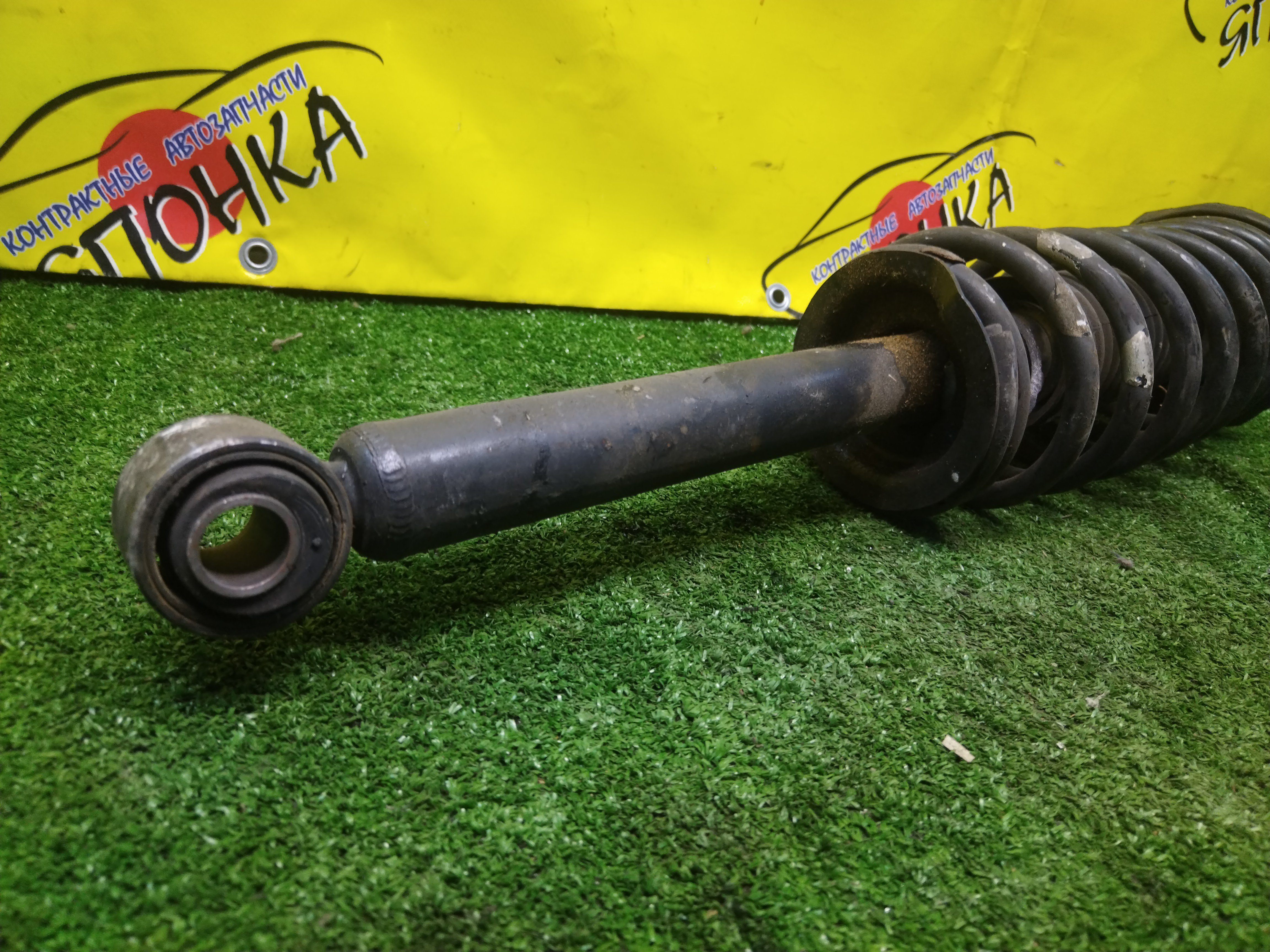 СТОЙКА/NIS/CEDRIC/GLORIA/HBY33/HY33/MY33/PY33/PY33E/UY33/Y33/B