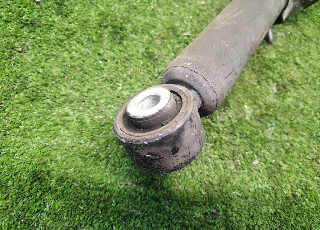 СТОЙКА/NIS/FUGA/INFINITI  Q70/HY51/KY51/Y51/2WD/F/R