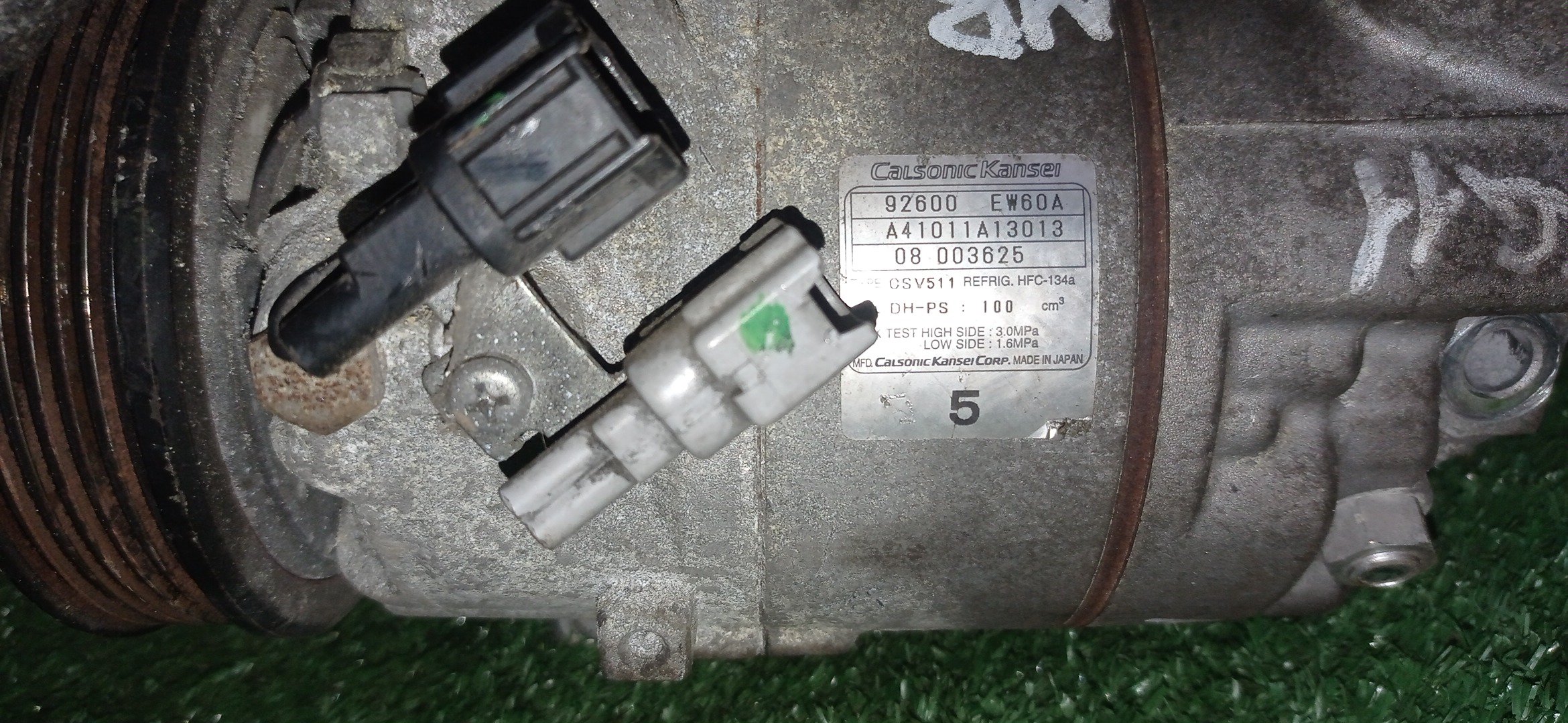 КОМПРЕССОР КОНДИЦИОНЕРА/NIS/MR20-DE/BLUEBIRD SYLPHY/KG11/6 РУЧ./ТРУБКИ СЗАДИ