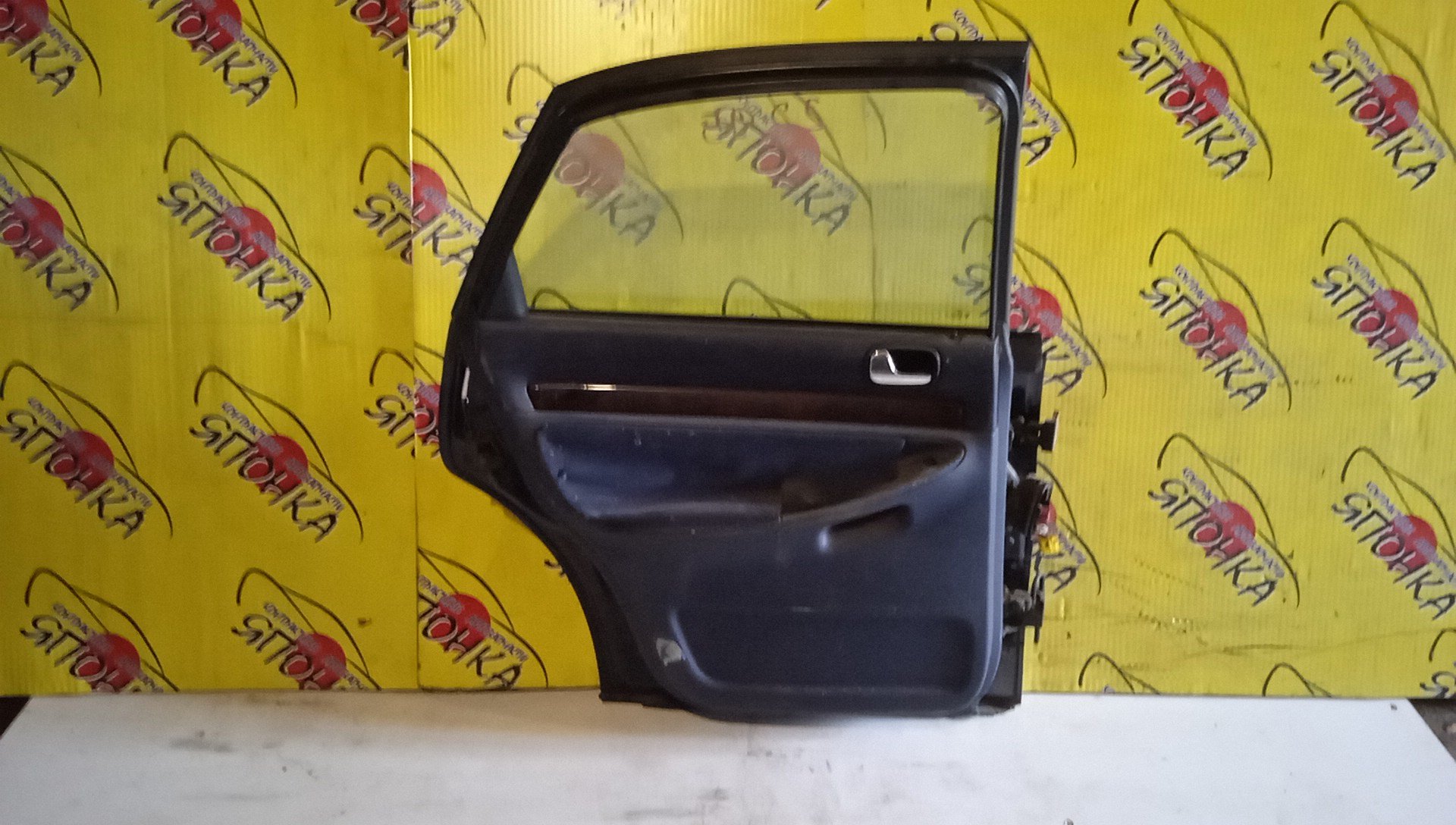 ДВЕРЬ БОКОВАЯ/AUDI/A4/B5/8D0833051/B/L