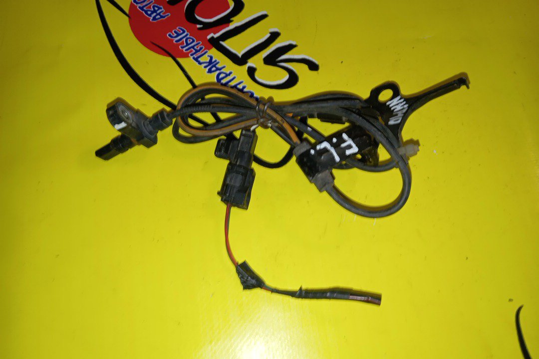 ДАТЧИК ABS/TOY/AQUA/COROLLA FIELDER/RACTIS/SIENTA/NHP10/NRE160/NZE161/NZE164/NKE165/NRE161/ZRE162/NSP120/NCP120/NSP122/NCP125/NSP170/NHP170/NSP172/NCP175/NSP130/F/L