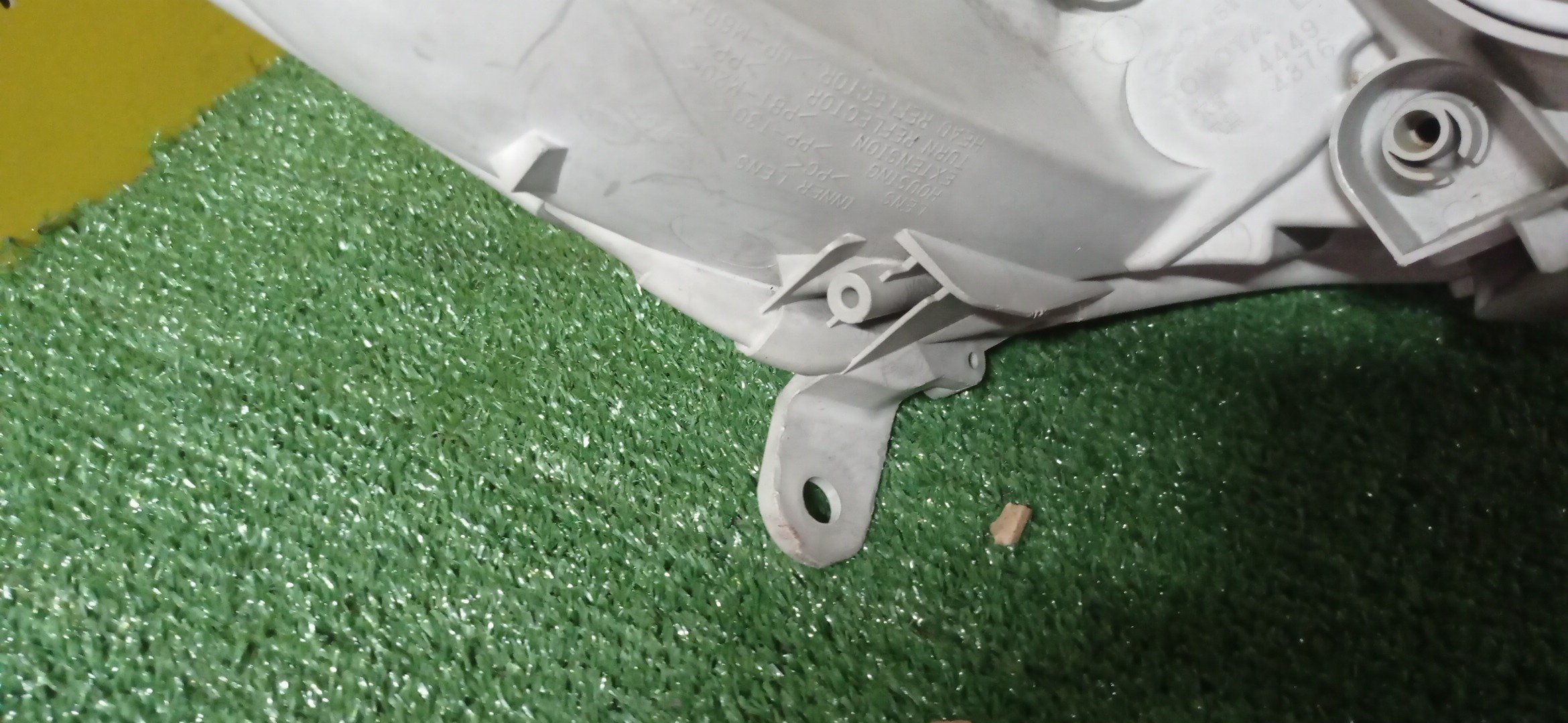 ФАРА/TOY/ISIS/ANM15/ANM10/ZNM10/ZNM15/4461/L/XENON/1 МОДЕЛЬ