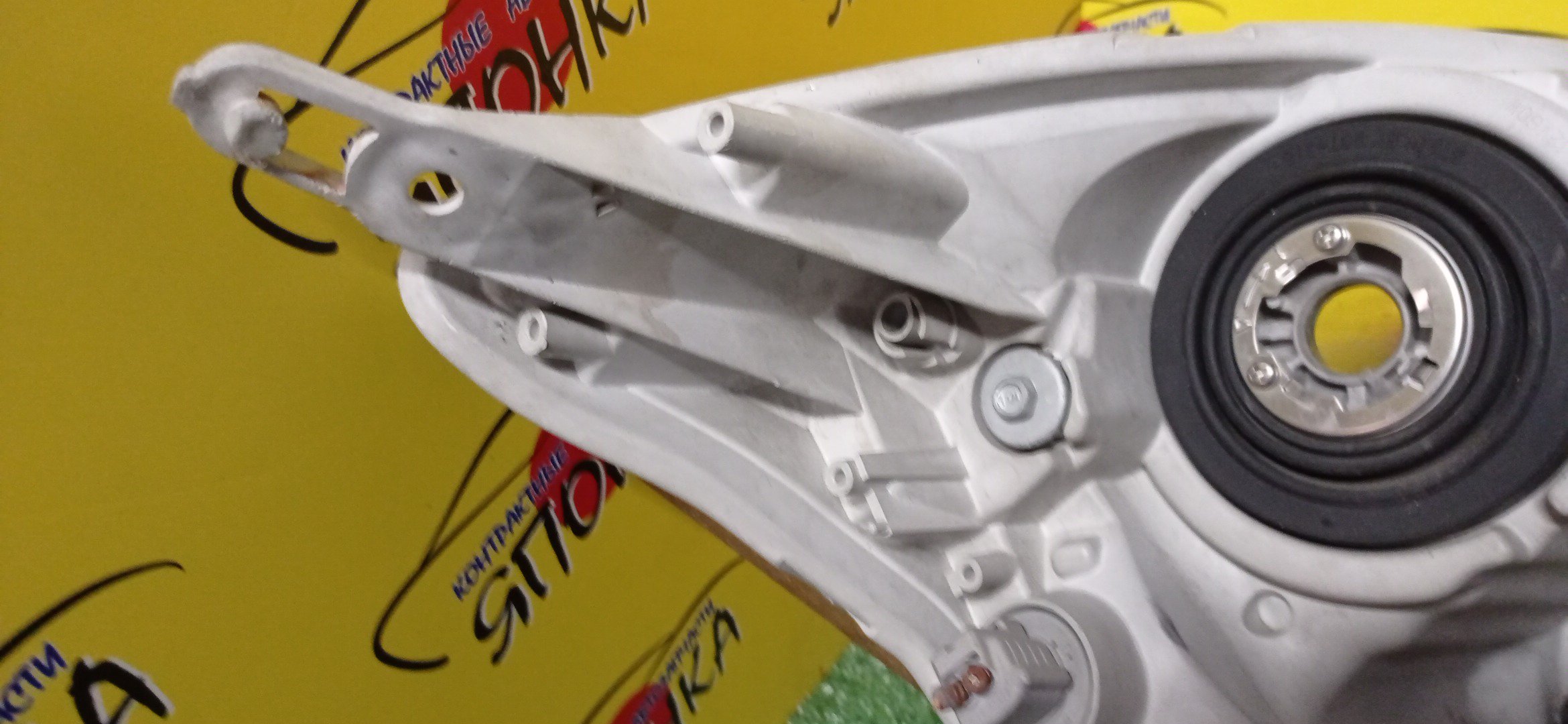 ФАРА/TOY/ISIS/ANM15/ANM10/ZNM10/ZNM15/4461/L/XENON/1 МОДЕЛЬ