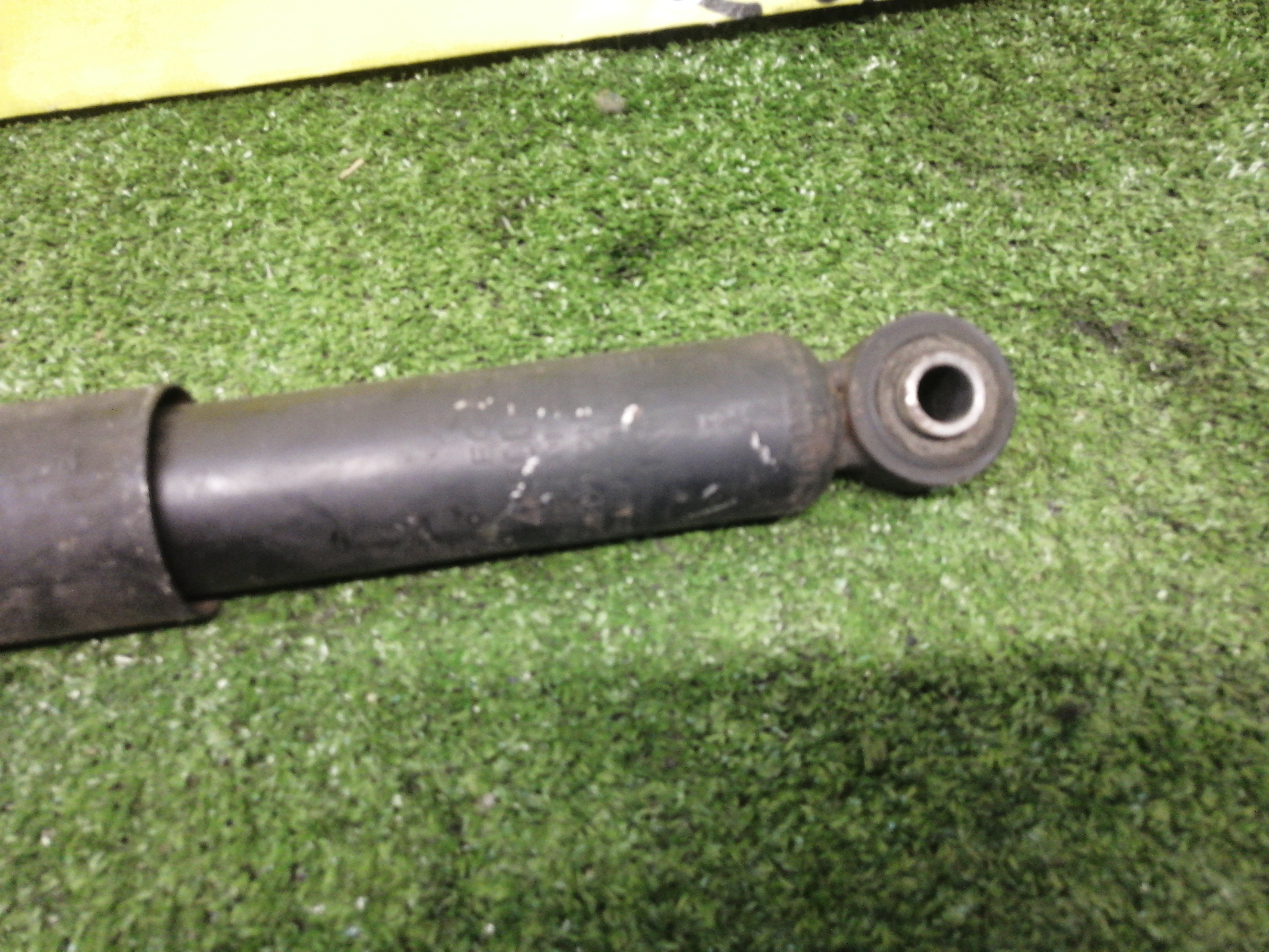 АМОРТИЗАТОР/TOY/DELTA/LITE ACE NOAH/TOWN ACE NOAH/CR50G/CR50N/CR51V/KR52V/SR50G/SR50N/B