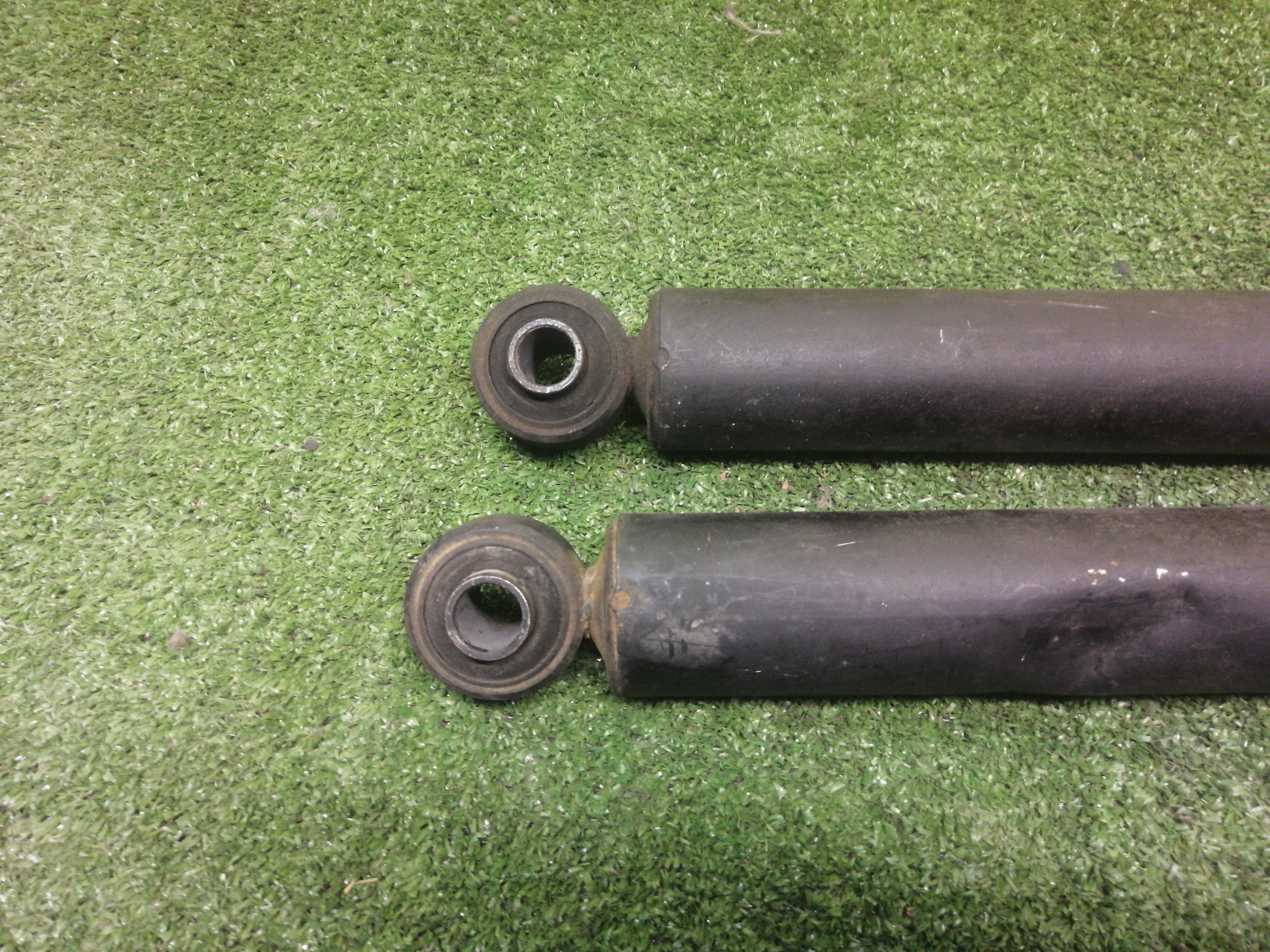 АМОРТИЗАТОР/MMC/PAJERO IO/PAJERO PININ/H61W/H62W/H66W/H67W/H71W/H72W/H76W/H77W/B