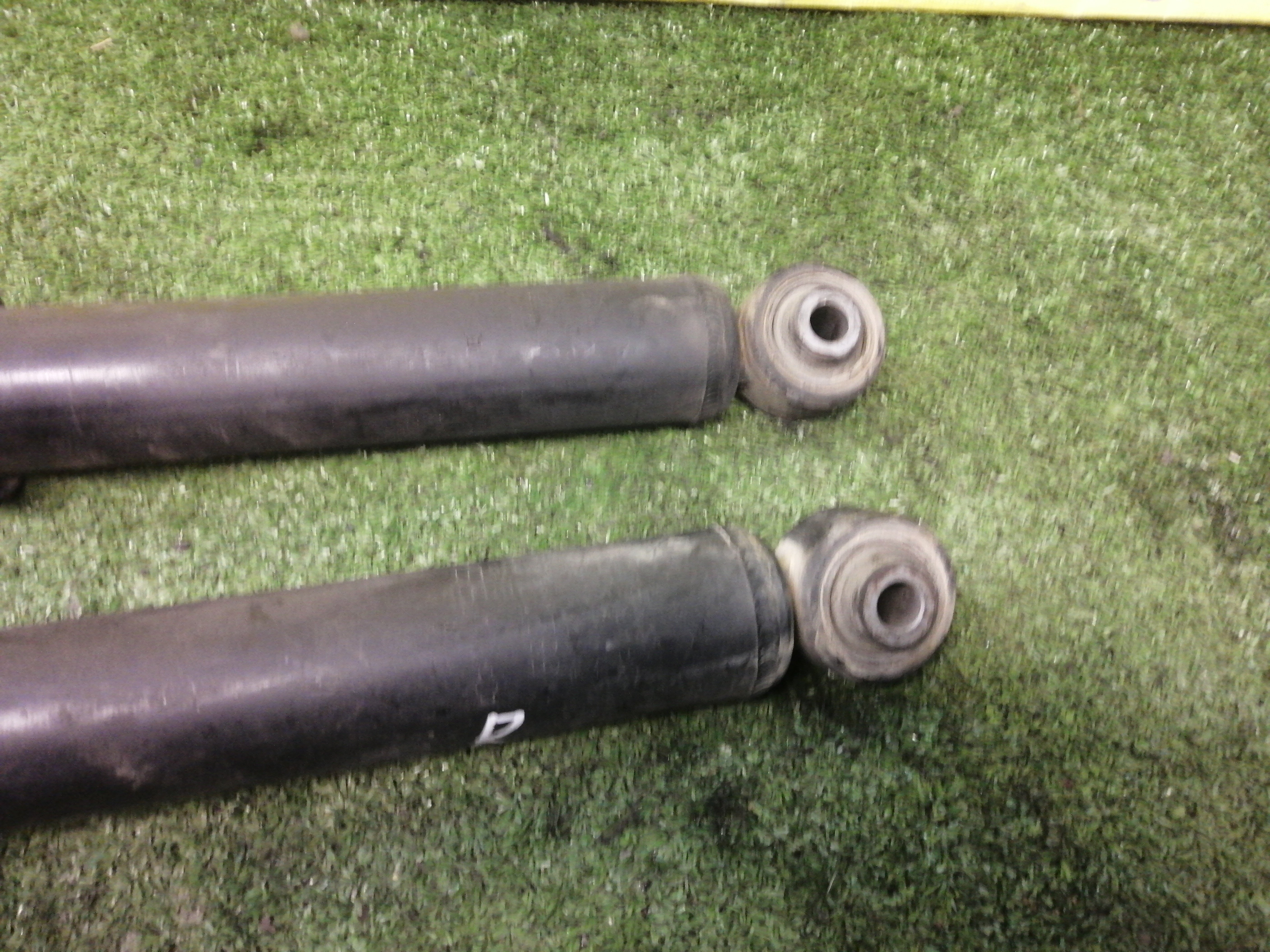 АМОРТИЗАТОР/NIS/MURANO/PNZ50/B