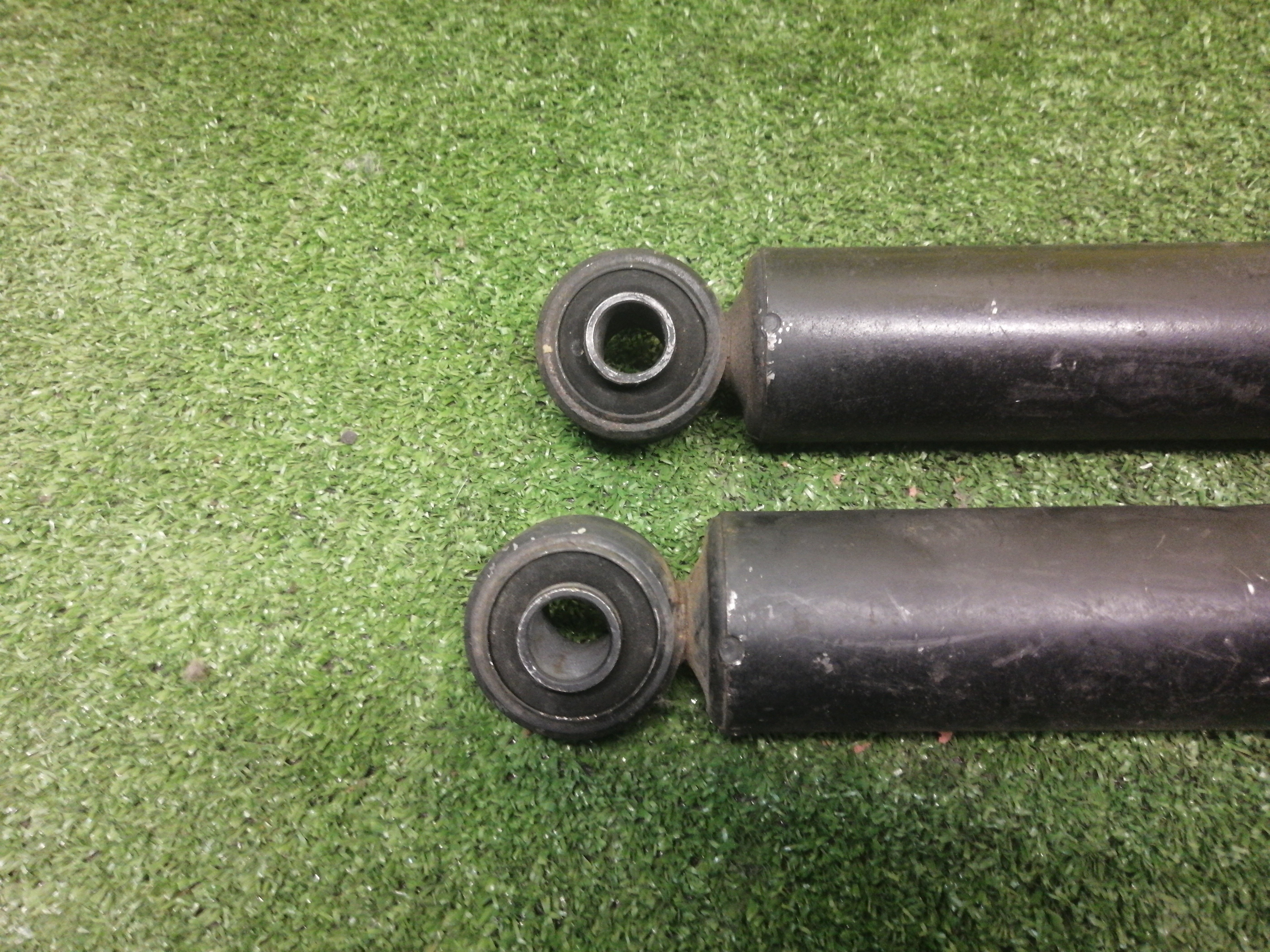 АМОРТИЗАТОР/MMC/PAJERO IO/PAJERO PININ/H61W/H62W/H66W/H67W/H71W/H72W/H76W/H77W/B