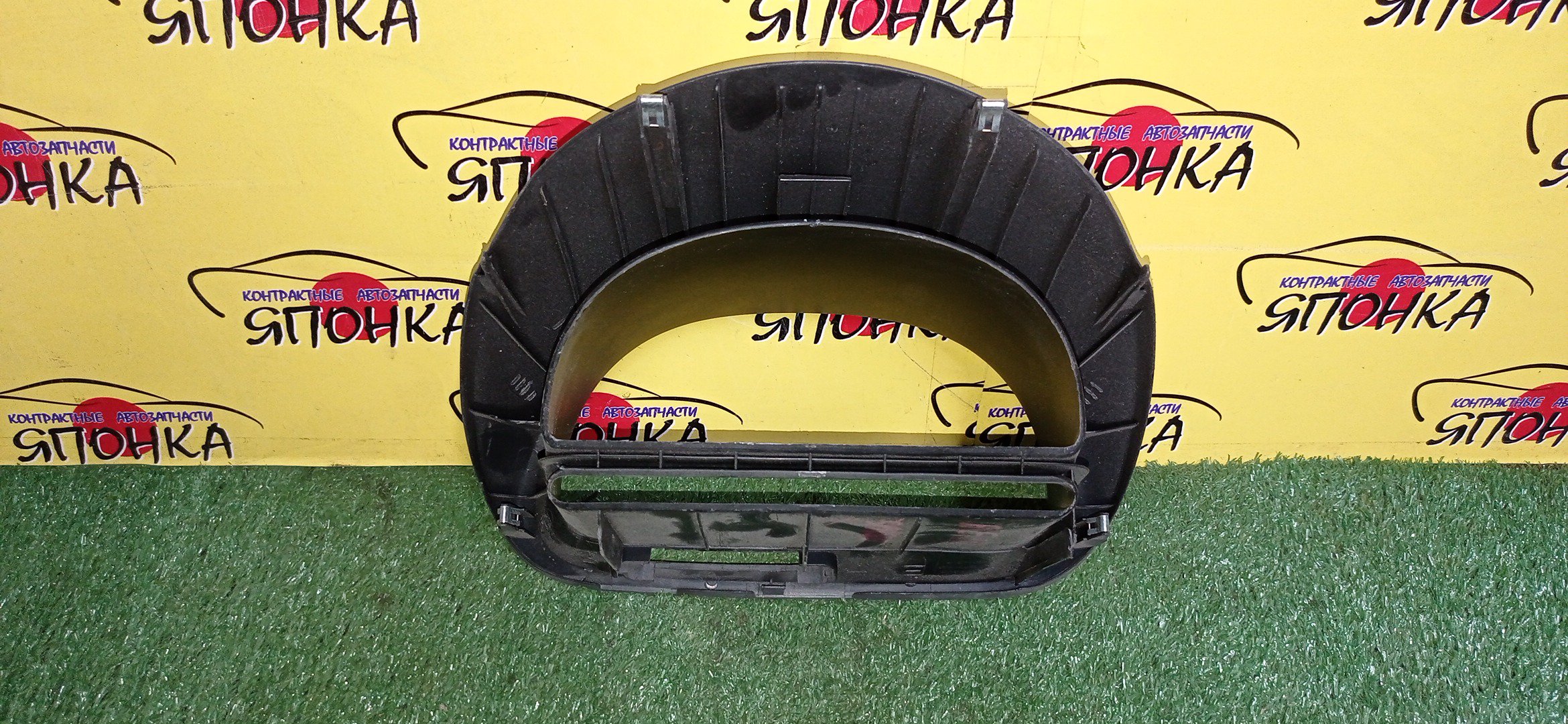 КОНСОЛЬ НА ЩИТОК ПРИБОРОВ/TOY/SPACIO/AE111