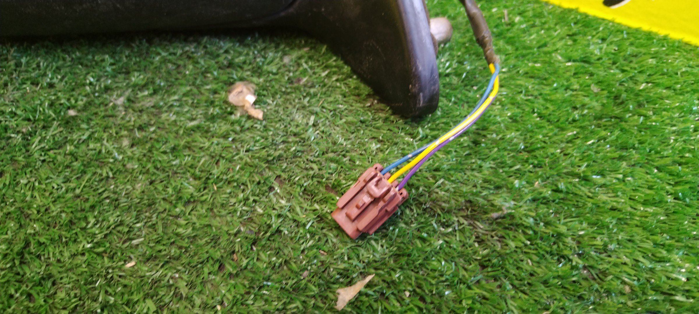 ЗЕРКАЛО/NIS/SUNNY/FB14/FNB14/JB14/SB14/3 КОНТ./R