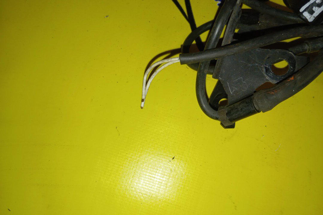 ДАТЧИК ABS/MAZ/DEMIO/DW3W/DW5W/F/L/УЦЕНКА