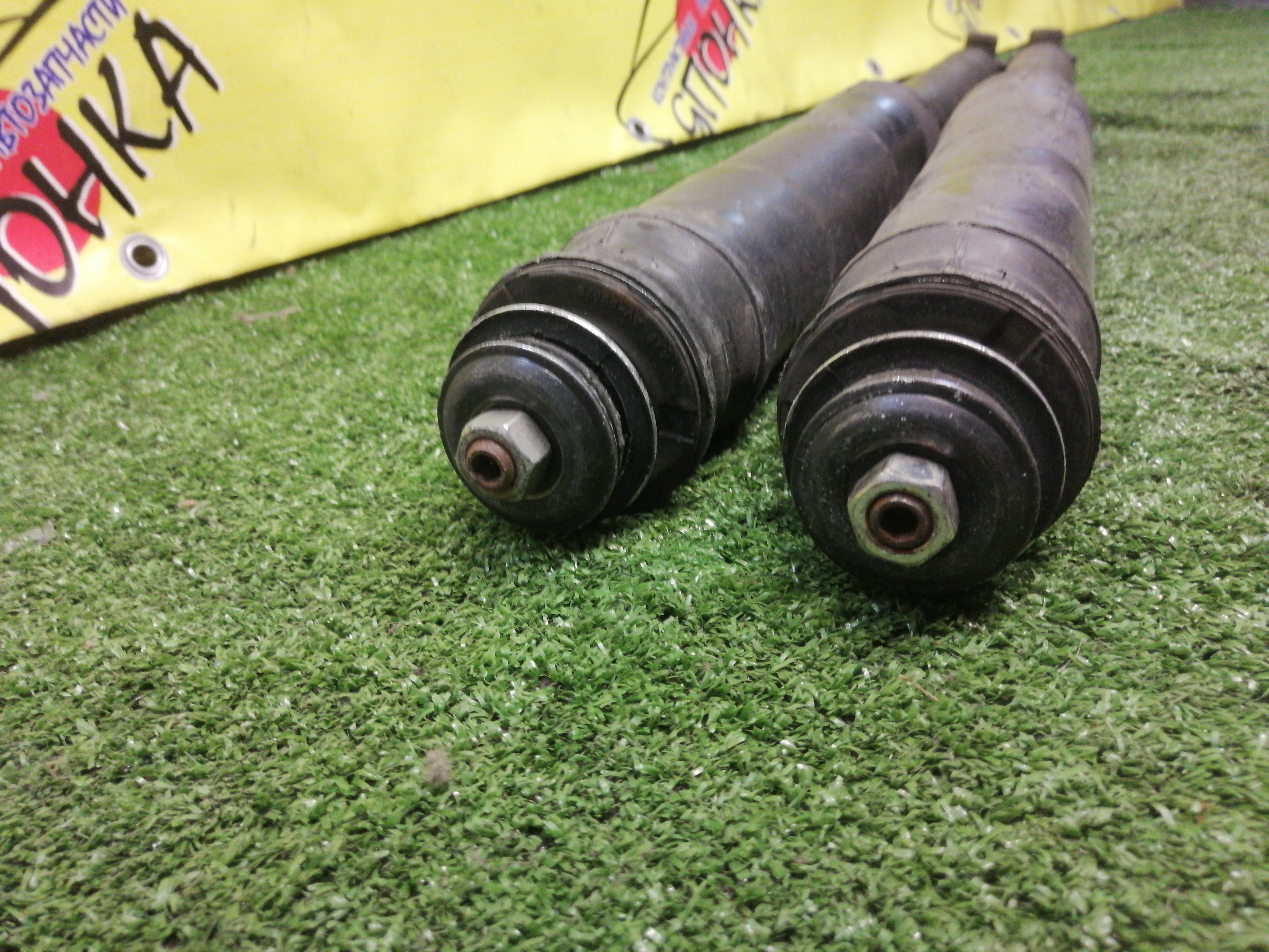 АМОРТИЗАТОР/TOY/AURIS/COROLLA/NDE150L/NDE150R/NZE151H/ZRE151L/ZRE151R/ZRE152H/ZZE150/ZZE150L/ZZE150R/NZE151/B