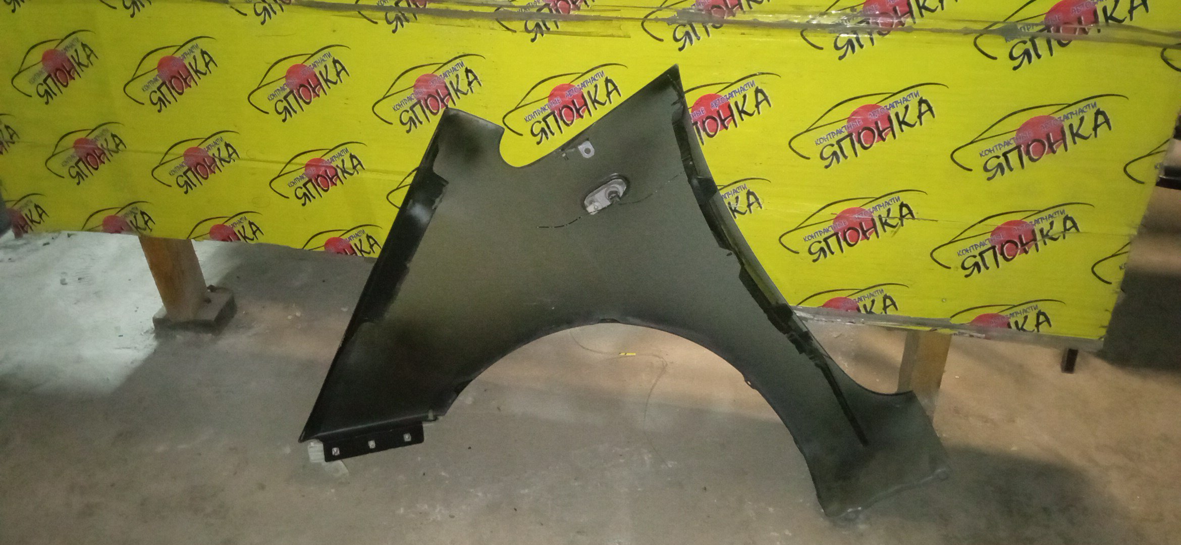 КРЫЛО/MMC/COLT/COLT PLUS/Z21A/Z21W/Z22A/Z22W/Z23A/Z23W/Z24A/Z24W/Z25A/Z26A/Z27A/Z27AG/Z27W/Z28A/F/R/MN133356