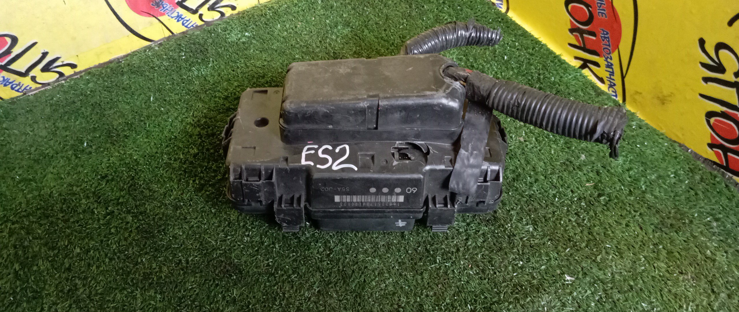 БЛОК ПРЕДОХРАНИТЕЛЕЙ ПОД КАПОТ/HON/CIVIC/D15B/ES2