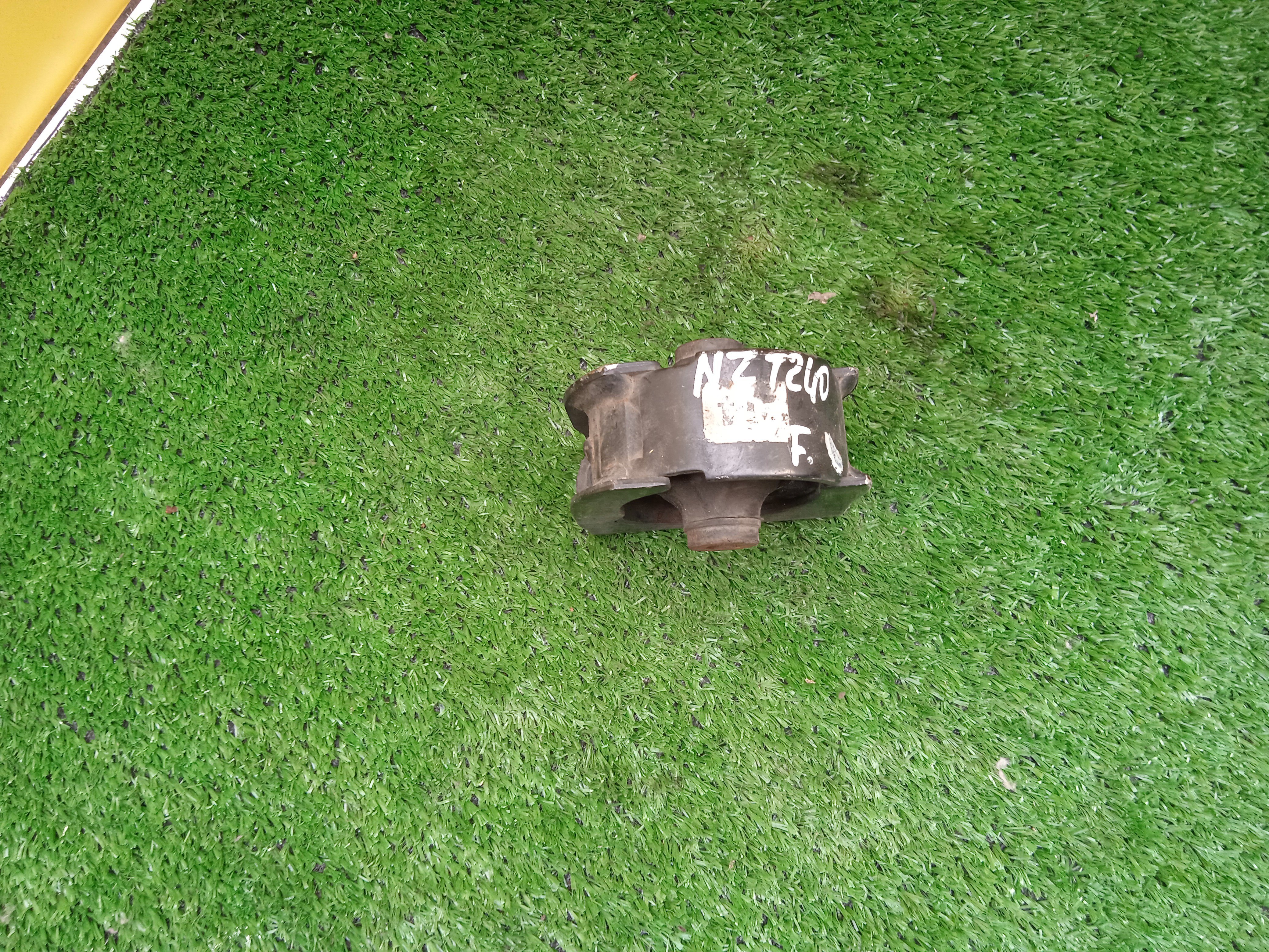 ПОДУШКА ДВС/TOY/CALDINA/WISH/PREMIO/ALLION/ISIS/COROLLA/FIELDER/ANE10/ANE11/ANM10/ANM15/AZT240/AZT241/AZT246/ZNE10/ZNM10/NZE121/ZZE121/NZT240/ST246W/F