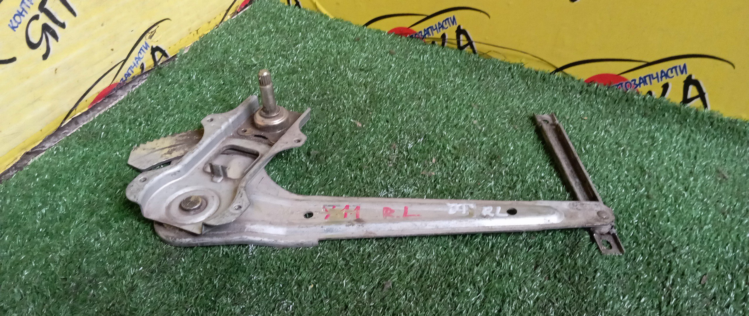 СТЕКЛОПОДЪЕМНИК/NIS/AD/WINGROAD/VENY11/VEY11/VFY11/VGY11/VHNY11/VY11/WFNY11/WFY11/WHNY11/WHY11/WPY11/WRY11/B/L/МЕХАНИЧ.