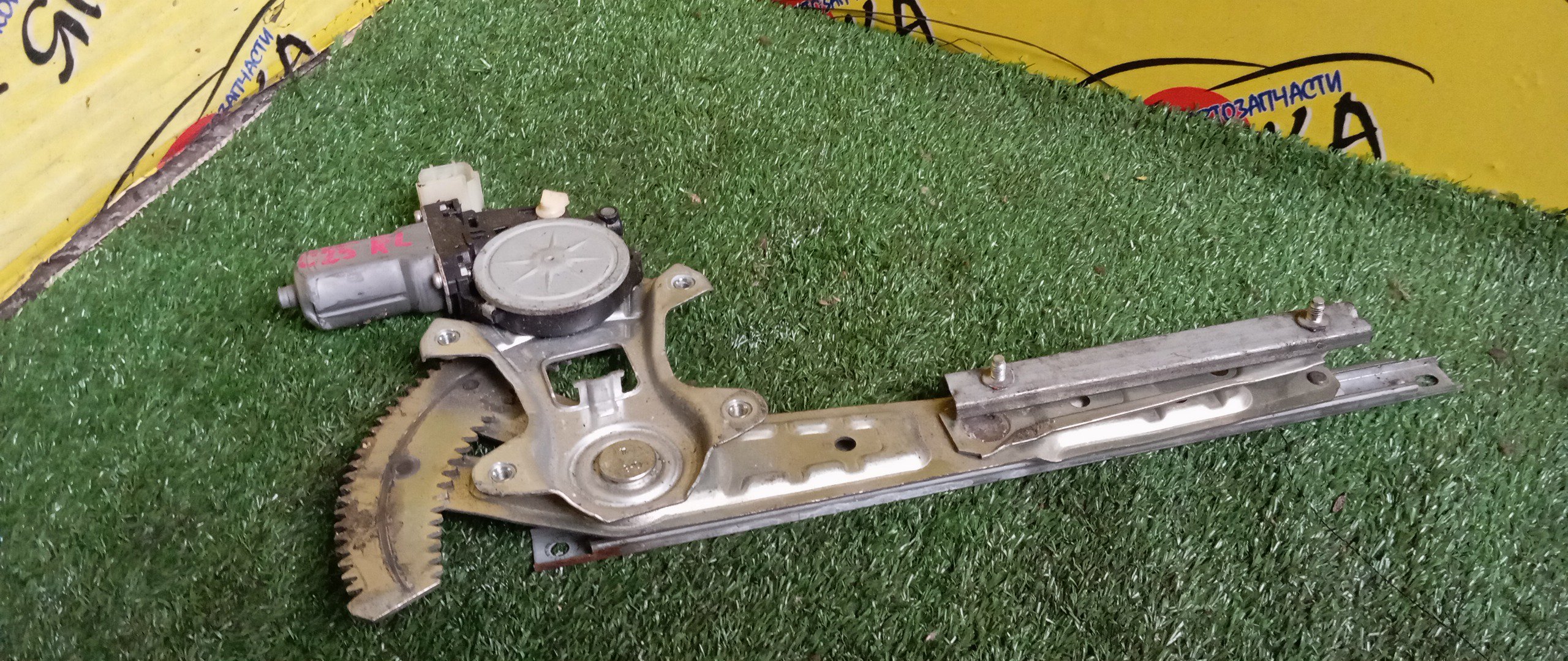 СТЕКЛОПОДЪЕМНИК/NIS/SERENA/C25/CC25/CNC25/NC25/B/L