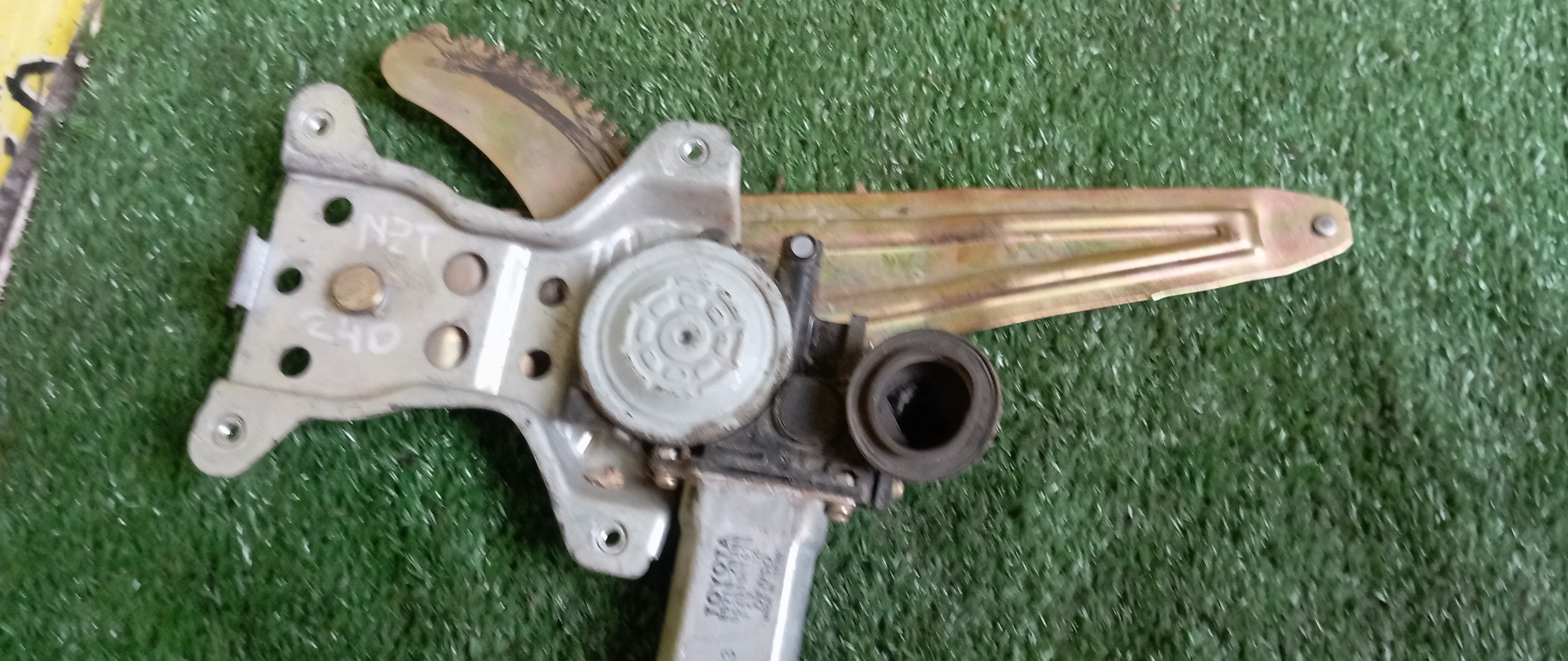 СТЕКЛОПОДЪЕМНИК/TOY/COROLLA/PREMIO/ALLEX/ALLION/COROLLA FIELDER/NZE120/NZE121/NZE124/ZZE122/AZT240/ZZT240/ZZT245/B/R