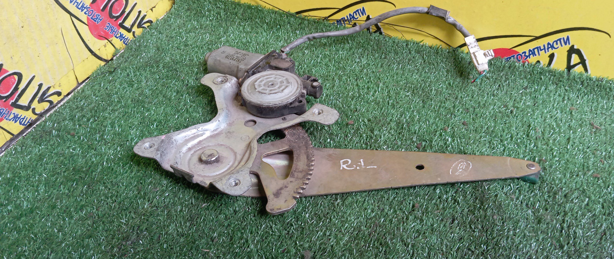 СТЕКЛОПОДЪЕМНИК/TOY/ALTEZZA/ALTEZZA GITA/GXE10/GXE10W/GXE15W/JCE10W/JCE15W/SXE10/B/L